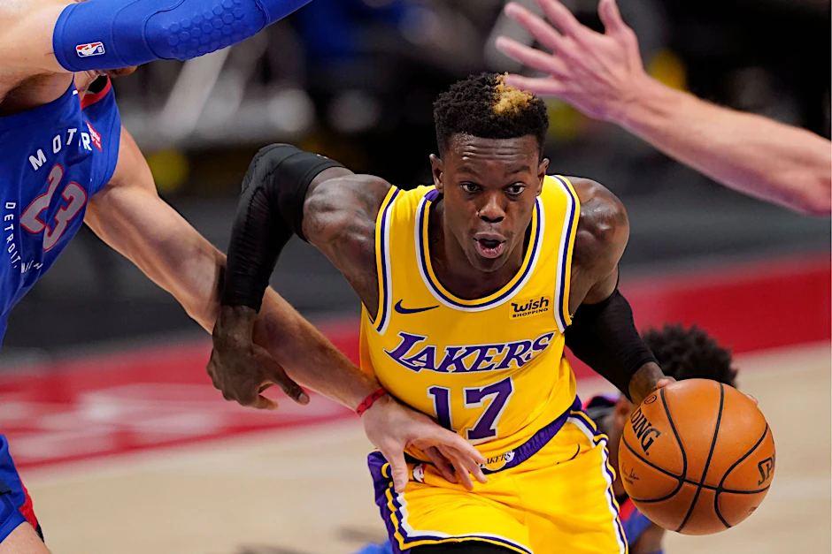 ARCHIV - Kehrt zu den Los Angeles Lakers zurück: Dennis Schröder in Aktion.  