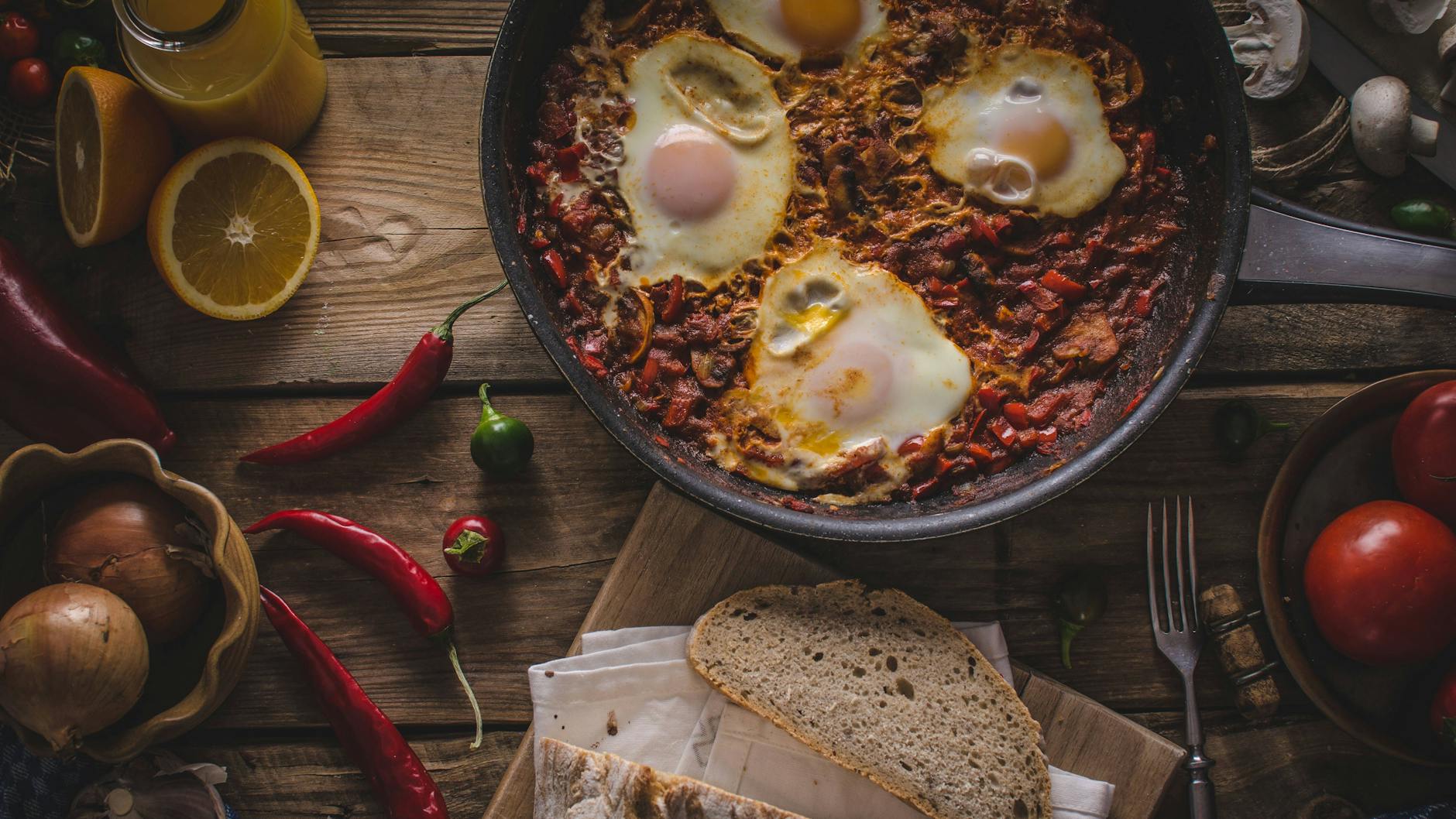 Shakshuka ist ein beliebtes Frühstück.