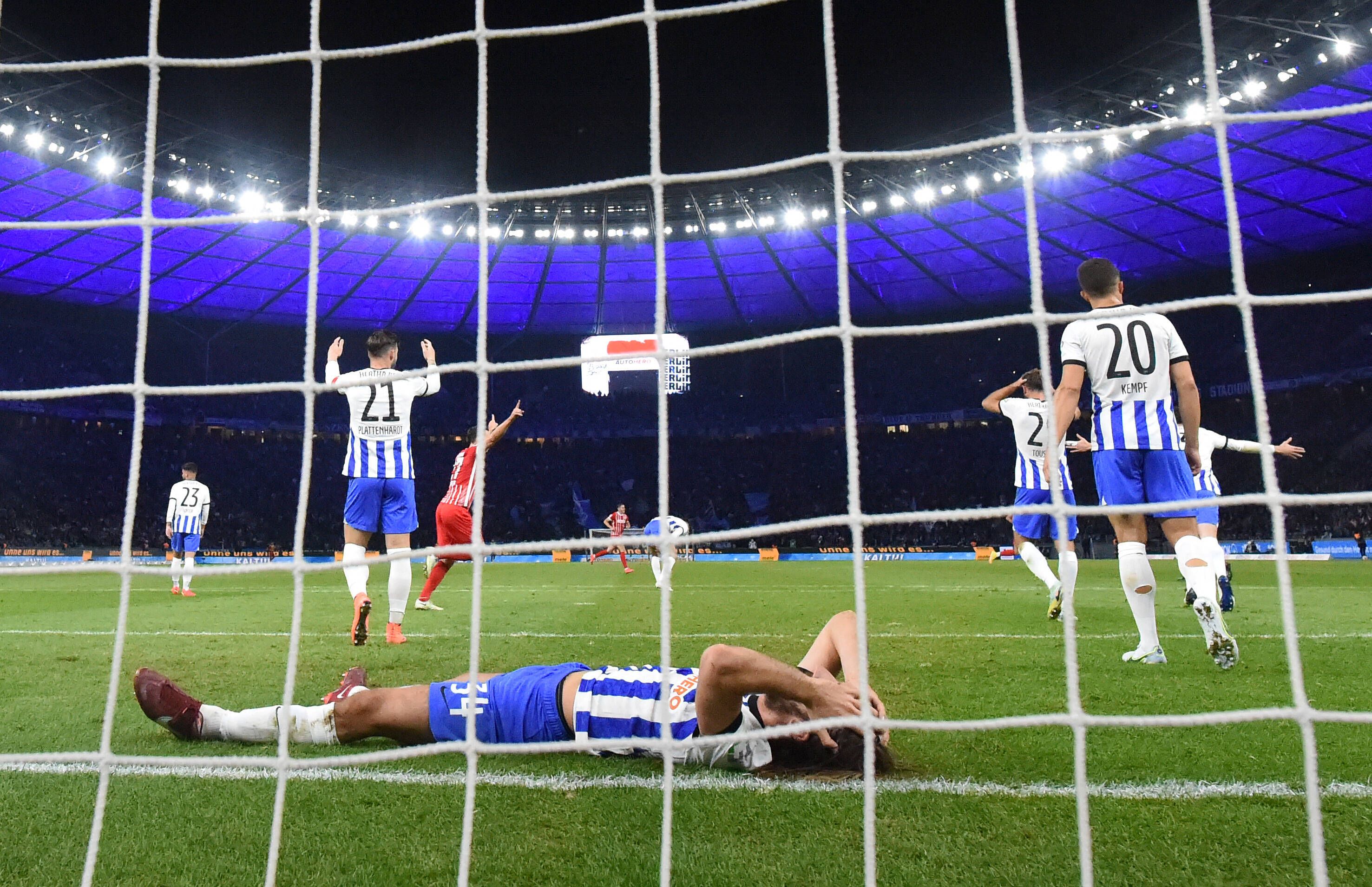 Achtung, Hertha BSC! Auch als Remis-König kann man absteigen