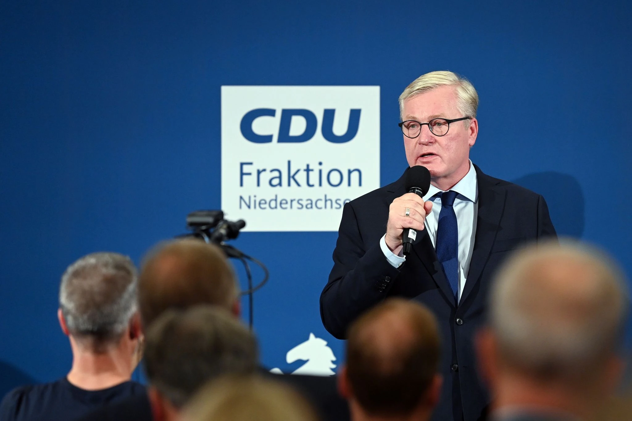 CDU-Spitzenkandidat Bernd Althusmann hat seine Niederlage bei der Landtagswahl eingestanden.  