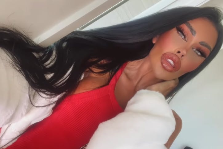 Auf ihrem Instagram-Account posiert Tara Jayne für ihre Follower.