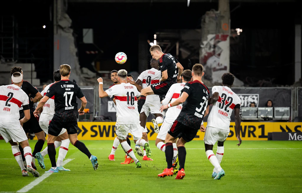 Auswärtssieg in Stuttgart: Union Berlin liegt jetzt vier Punkte vor den Bayern