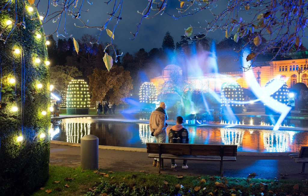 Weihnachtszeit: Lichtergärten trotzen der Energiekrise