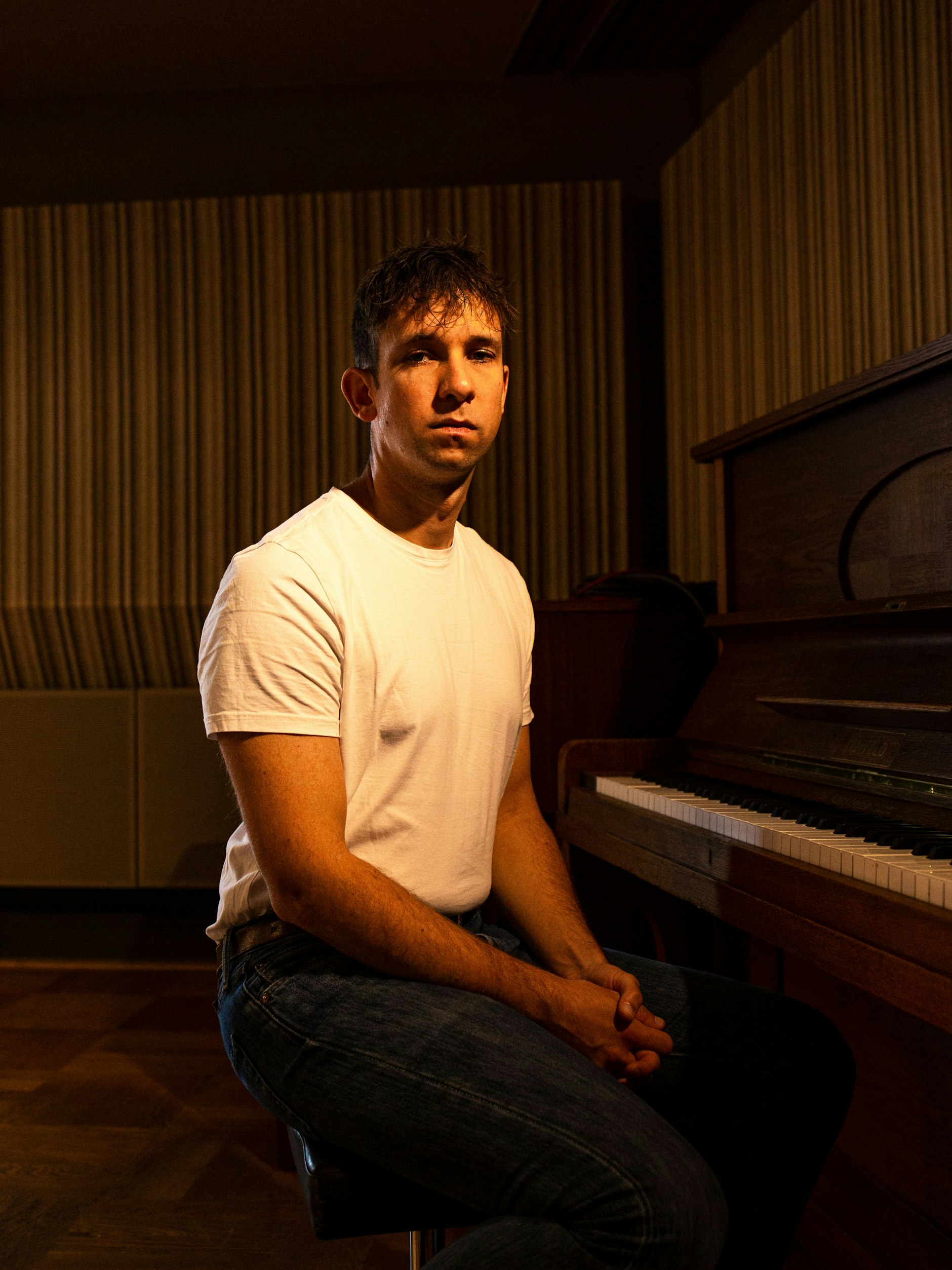 Einsam am Klavier: Betterov in den Hansa Studios.