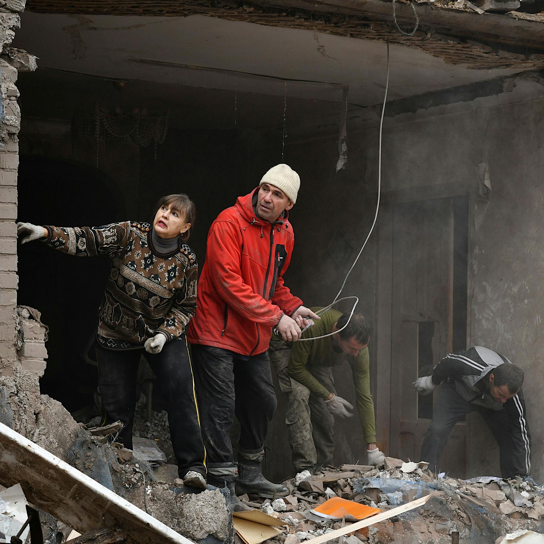 Vom Wirbel des Krieges gepackt: Daniela Dahn zu Waffenlieferungen