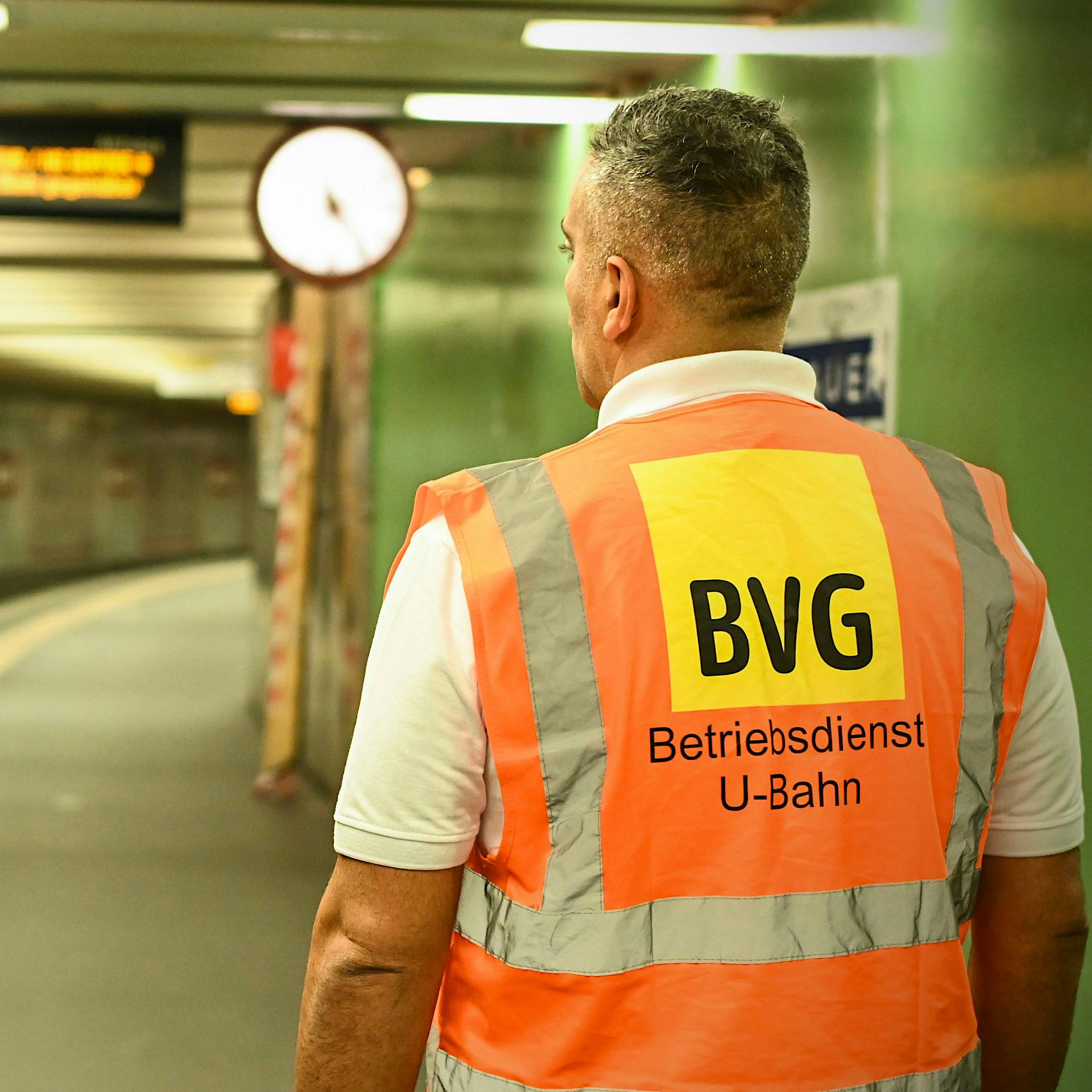 Berlin: U-Bahn-Tunnel unterm Alexanderplatz um mehrere Zentimeter abgesackt