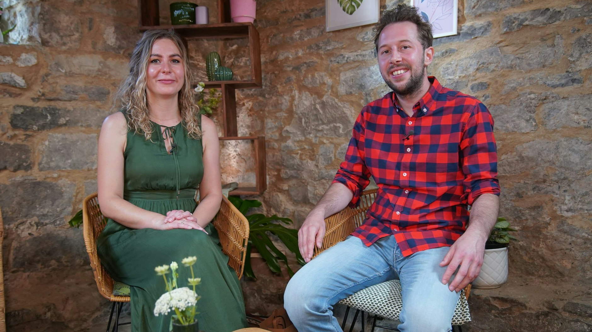 Milchbauer Arne hat sich bei „Bauer sucht Frau“ in Antje verguckt.