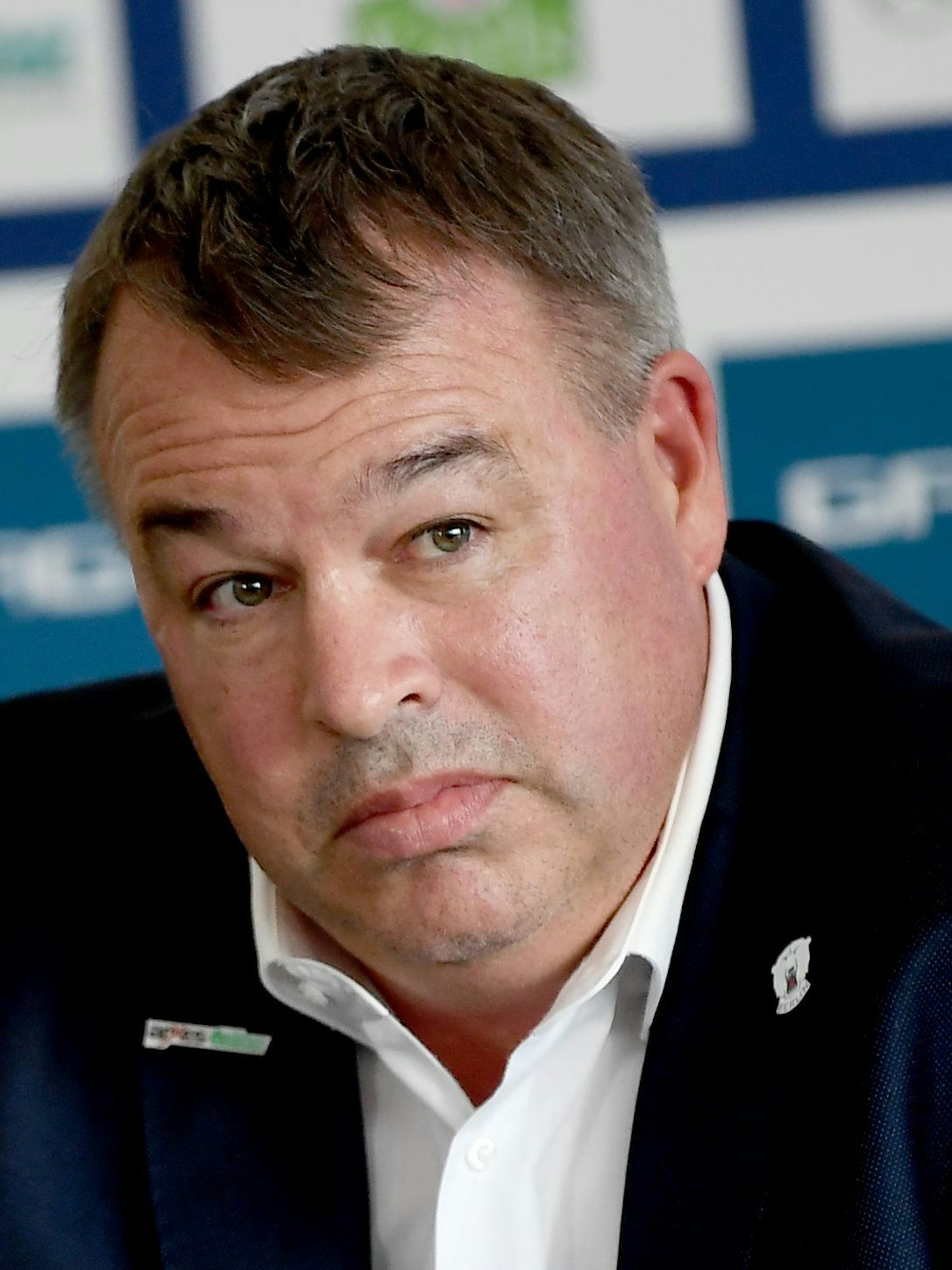 Eisbären-Sportchef Stéphane Richer muss genau überlegen, ob Neuverpflichtungen Sinn machen.