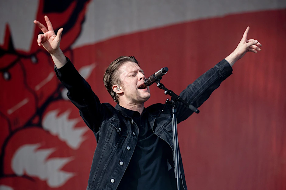 ARCHIV - Björn Dixgård, Sänger der schwedischen Band Mando Diao, auf dem Hurricane Festival 2022.  