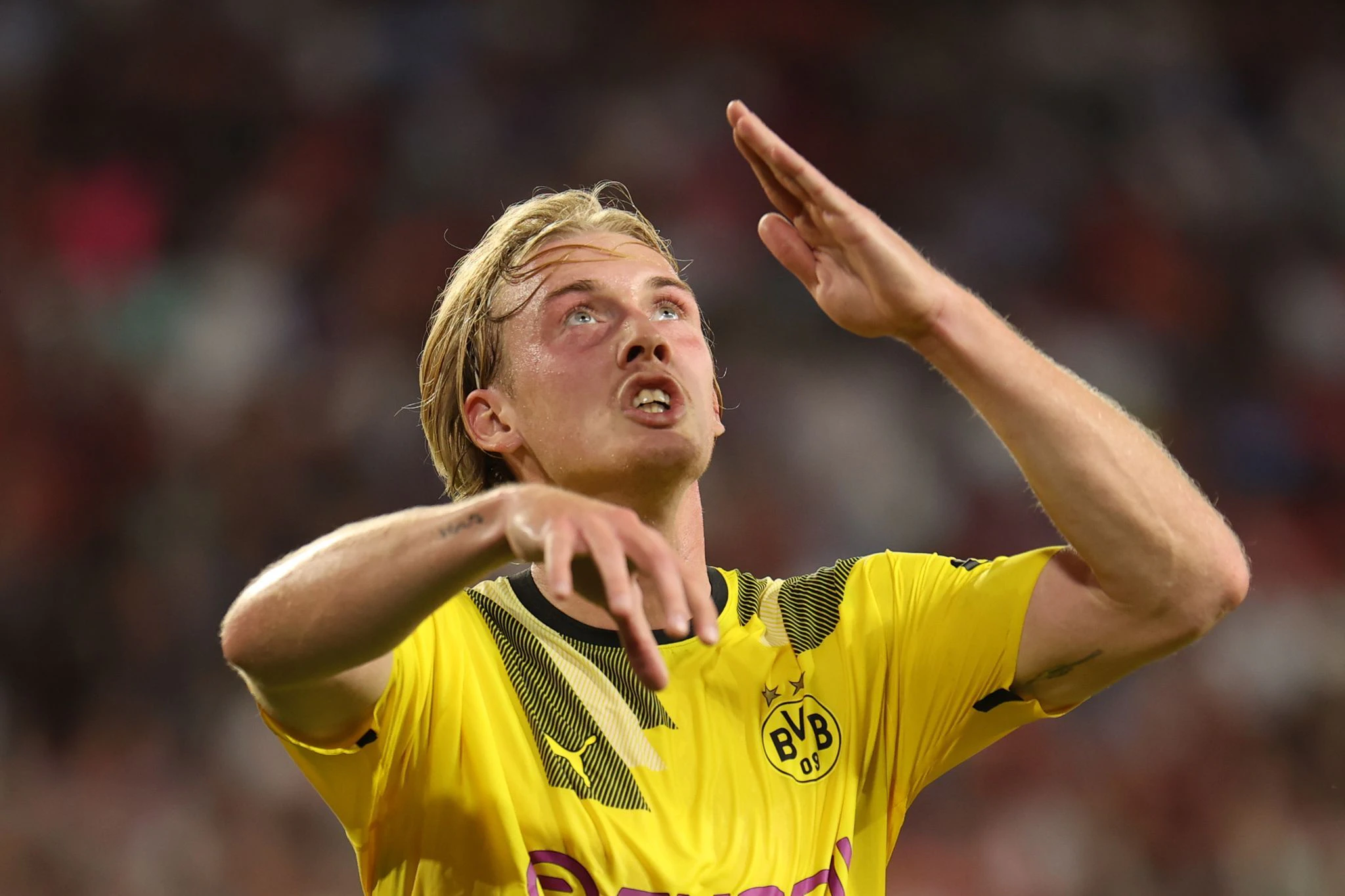 Auch Julian Brandt trifft für den BVB.  