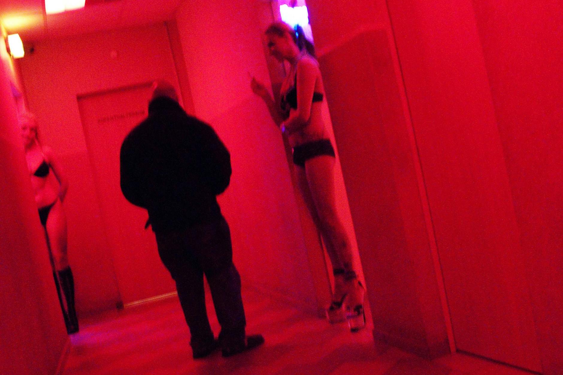 Nulltoleranz muss schon damit beginnen, übergriffige und gewalttätige Freier nicht sprachlich zu verstecken.