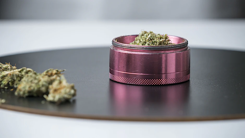 Laut Bundesgerichtshof können auch CBD-Blüten zu Rauschzwecken missbraucht werden.