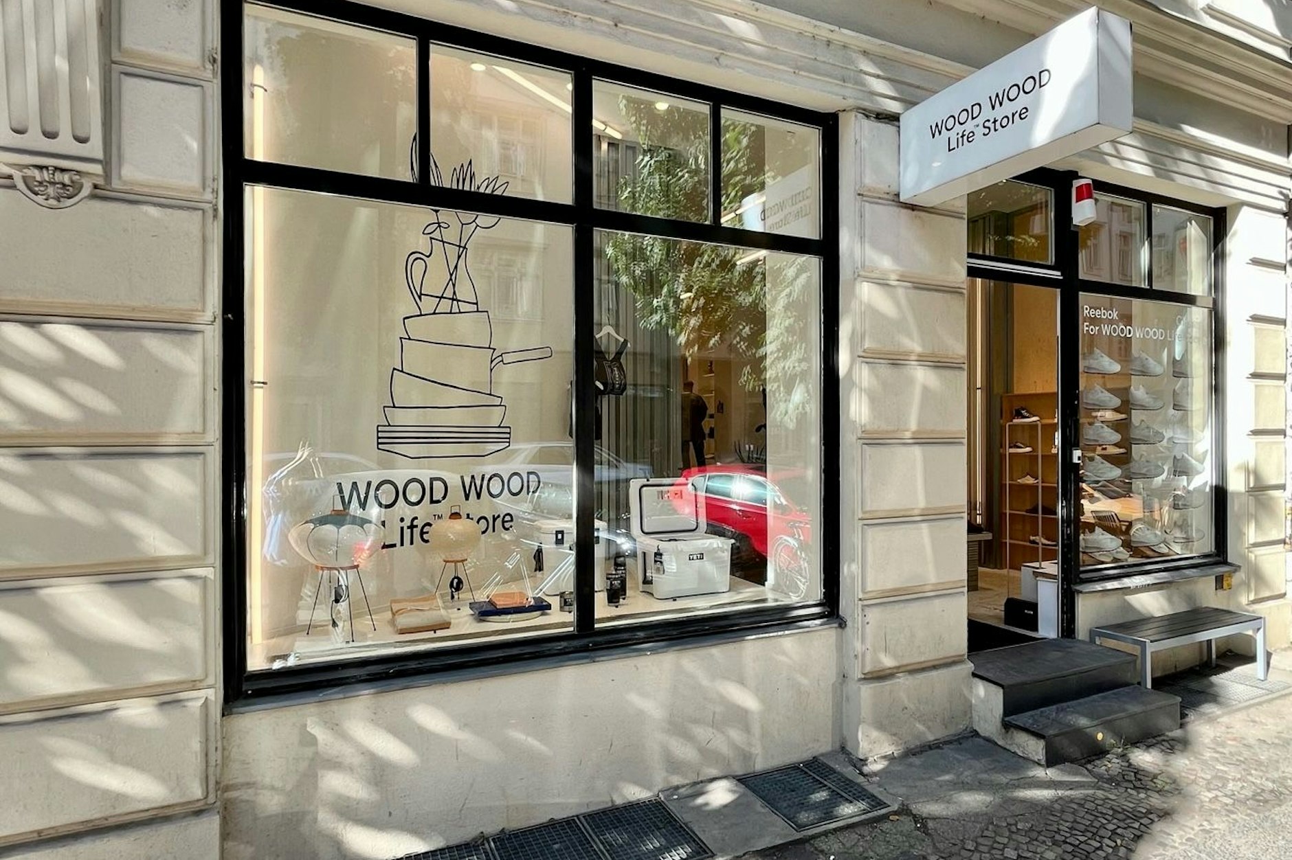 In diesem Geschäft erwartet den Kunden ein genreübergreifendes Angebot an Waren des täglichen Bedarfs.&nbsp;