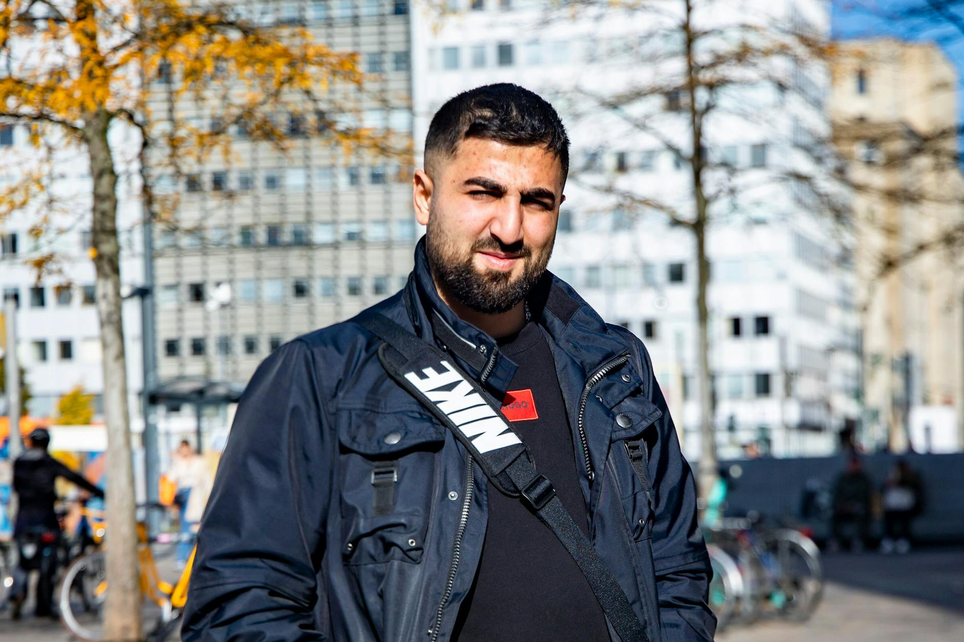 Emir Baris sieht die Maskenpflicht kritisch.