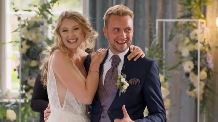 Jaqueline und Peter wirkten bei ihrer Hochzeit auf den ersten Blick extrem glücklich.