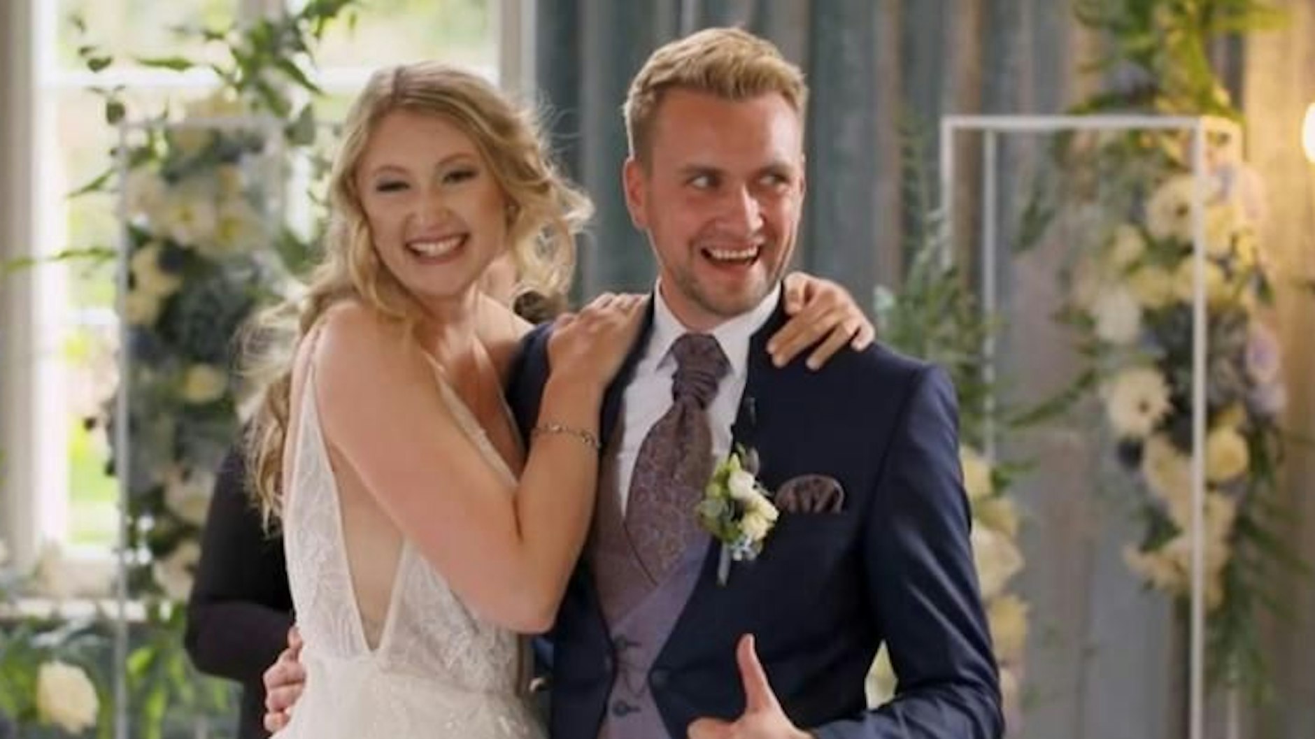 Jaqueline und Peter wirkten bei ihrer Hochzeit auf den ersten Blick extrem glücklich.