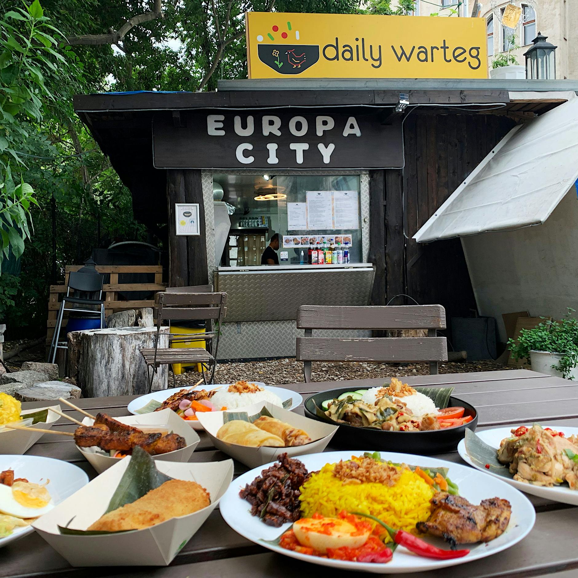 Indonesischer Lunch: Das Daily Warteg ist der coolste Imbiss der Europacity