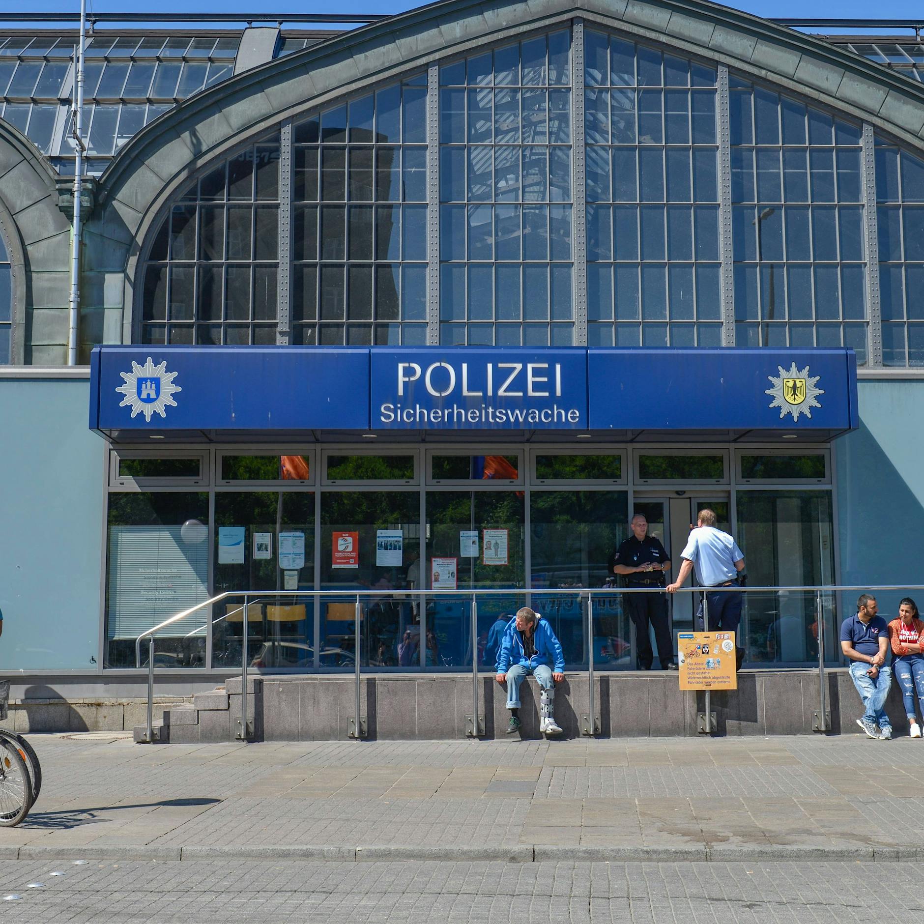 Fäkalien-Flut: Deshalb ist die Polizeiwache am Hamburger Hauptbahnhof seit Juni dicht!