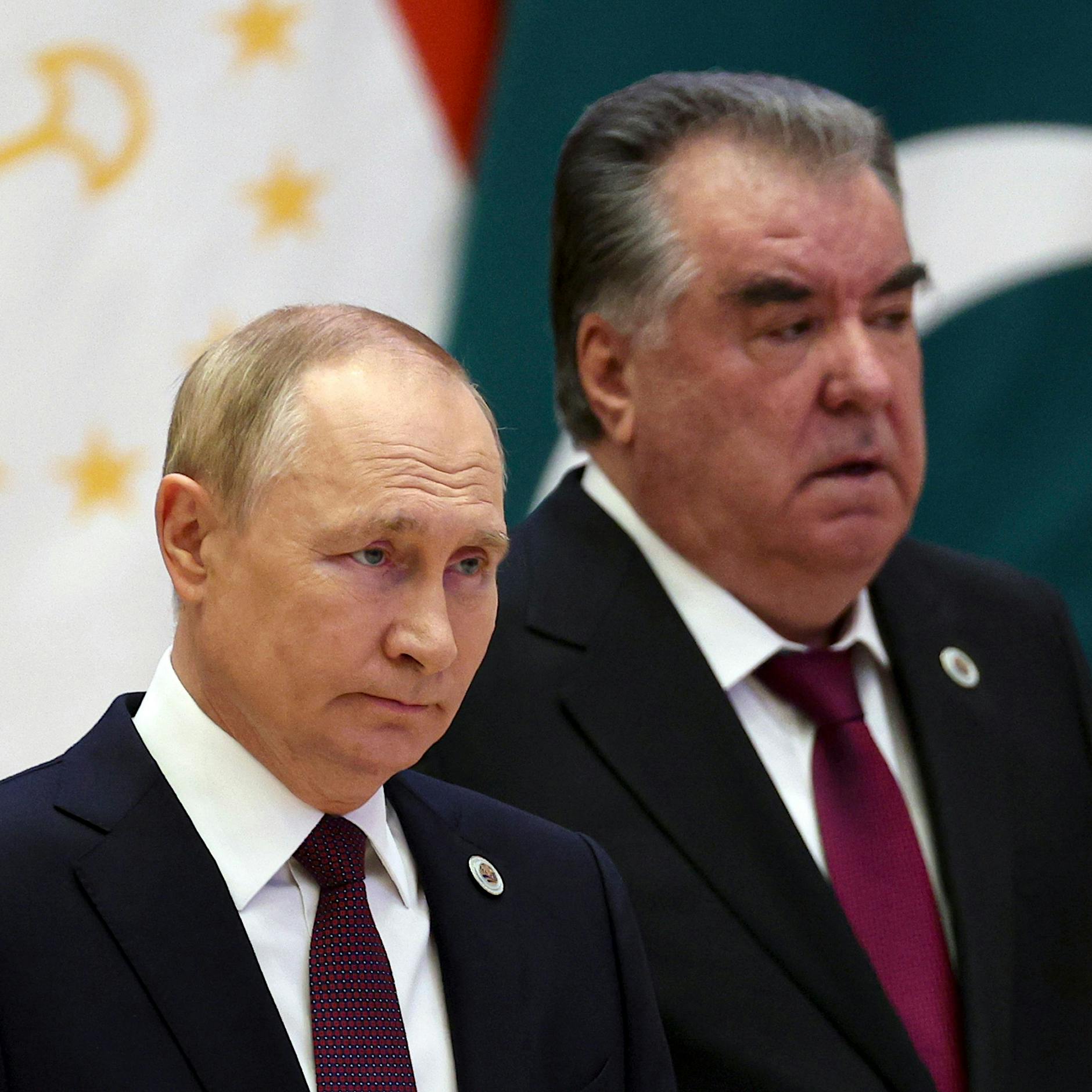 Tadschikischer Präsident kanzelt Putin vor laufenden Kameras ab