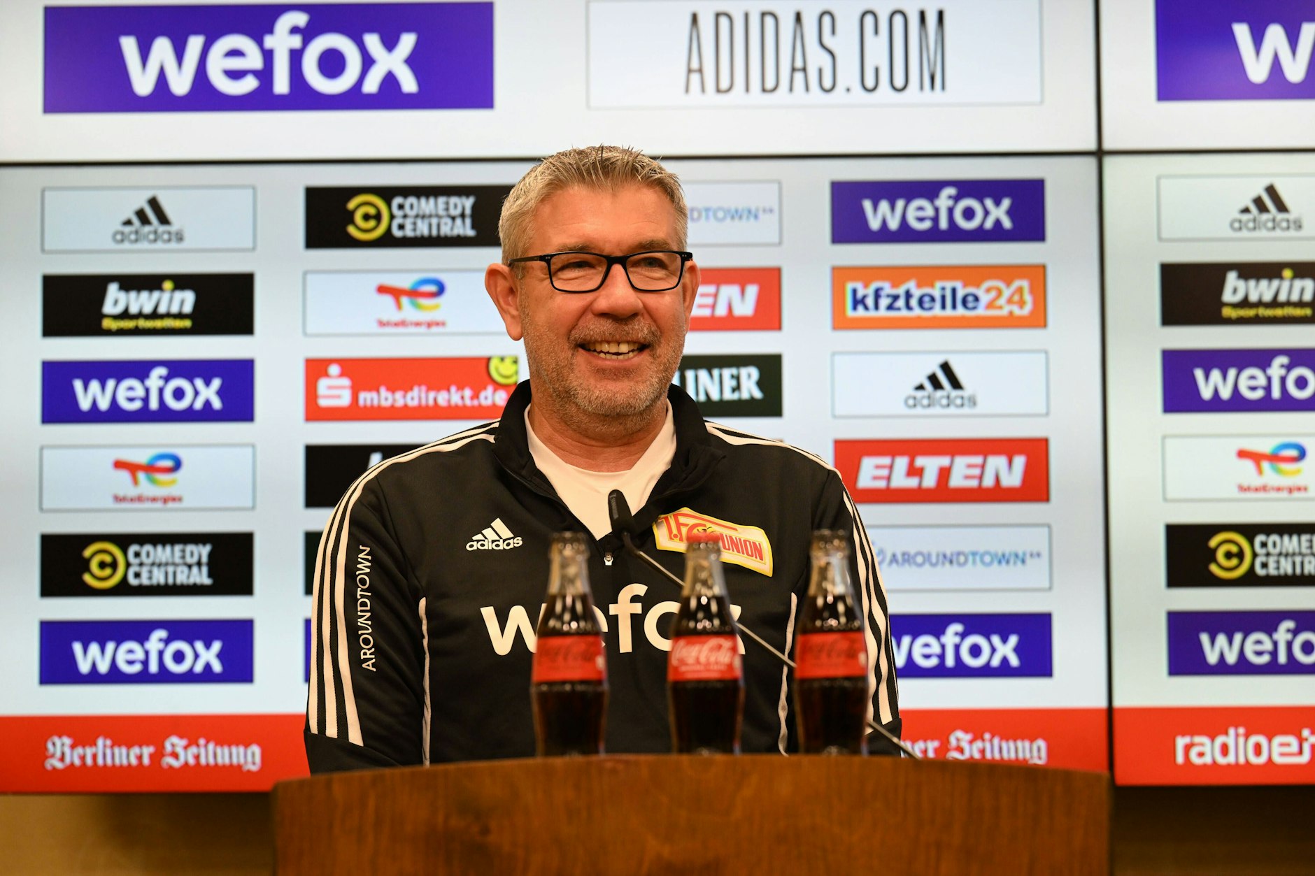 Die Aussicht, die Momentaufnahme zu verlängern, treibt Unions Trainer Urs Fischer ein Lächeln auf die Lippen.