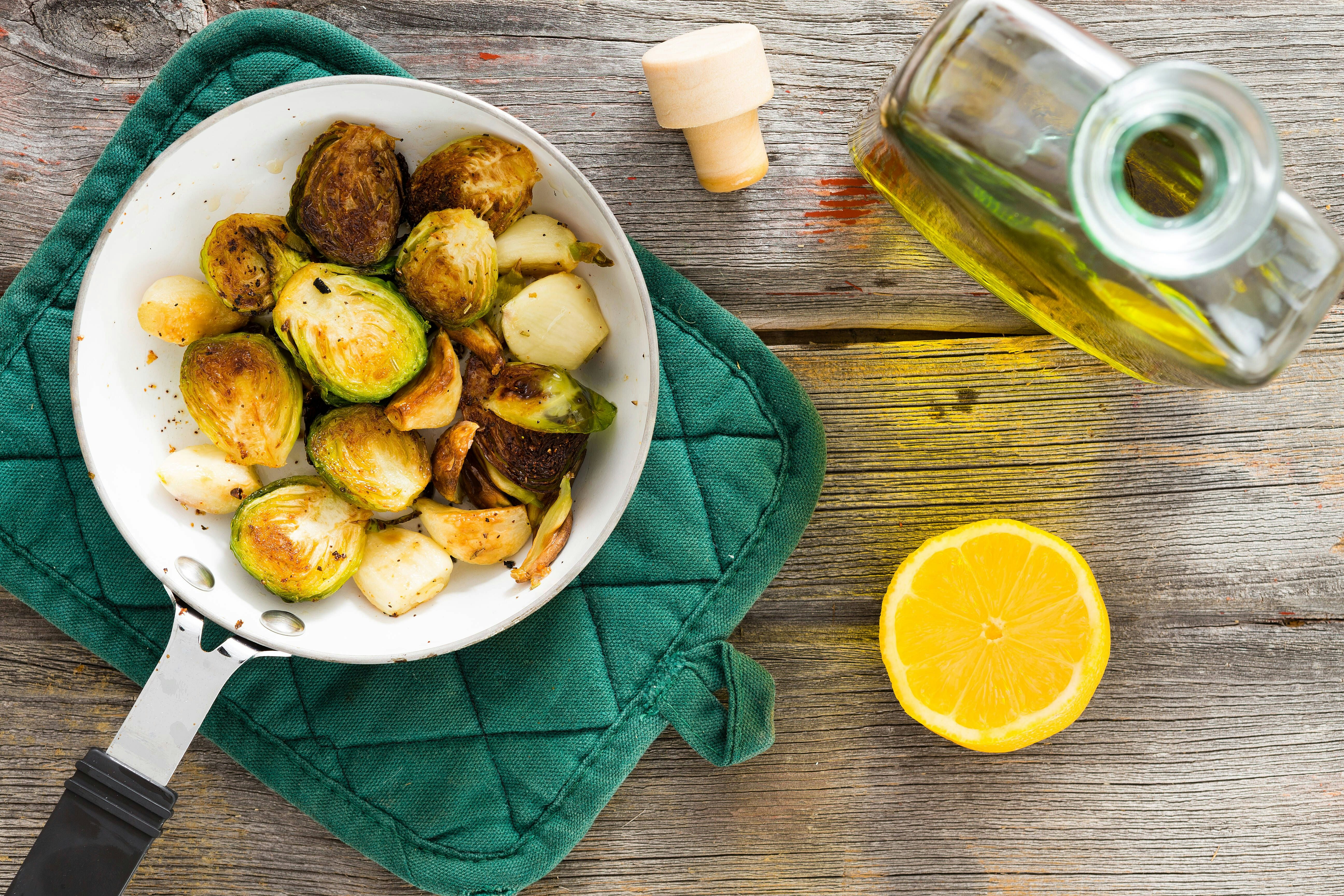 Rosenkohl mit Paprika aus der Pfanne: Dieses Gericht schmeckt der ...