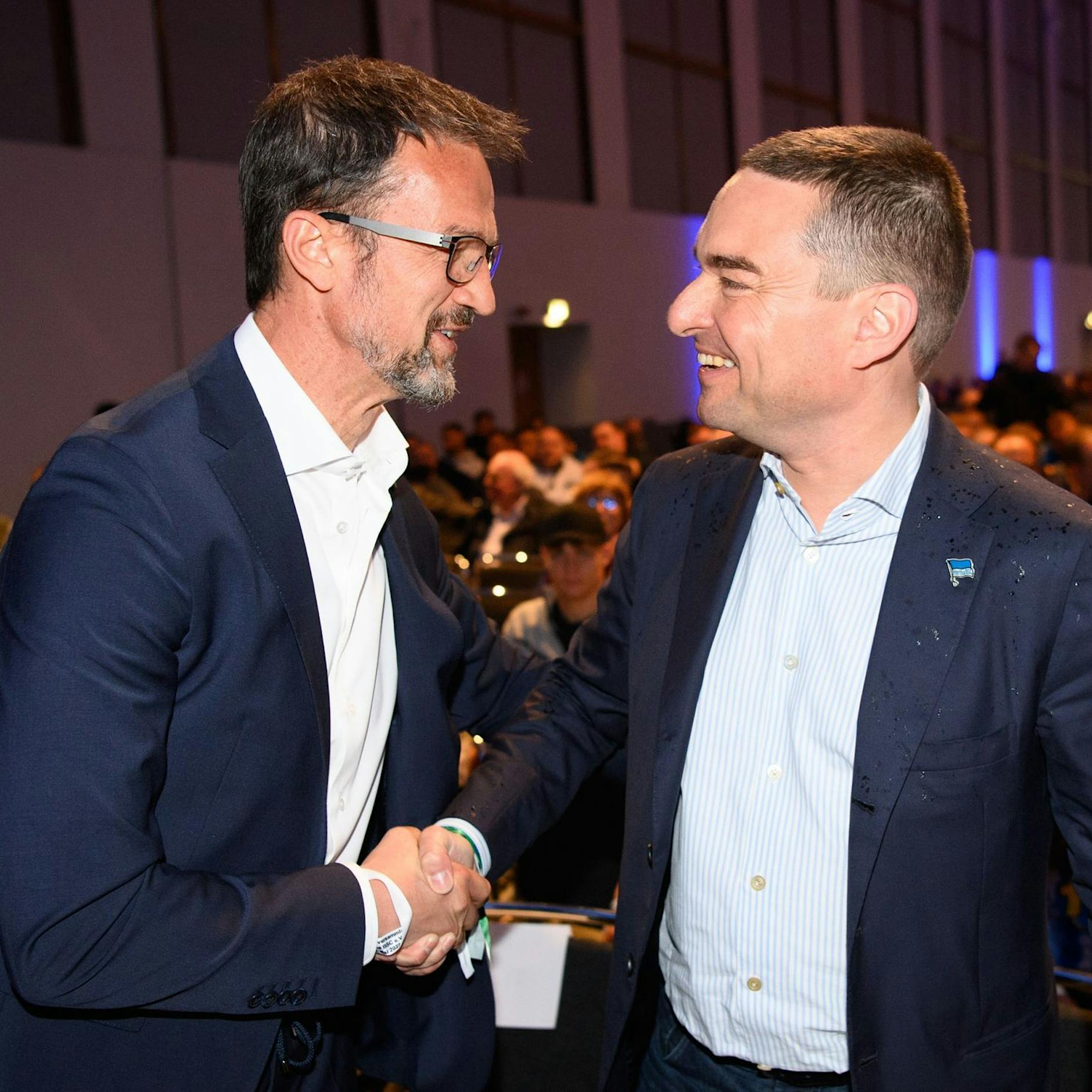 Herthas Manager Fredi Bobic macht Witz über die Windhorst-Anteile: „Für einen Euro nehmen wir alles zurück“