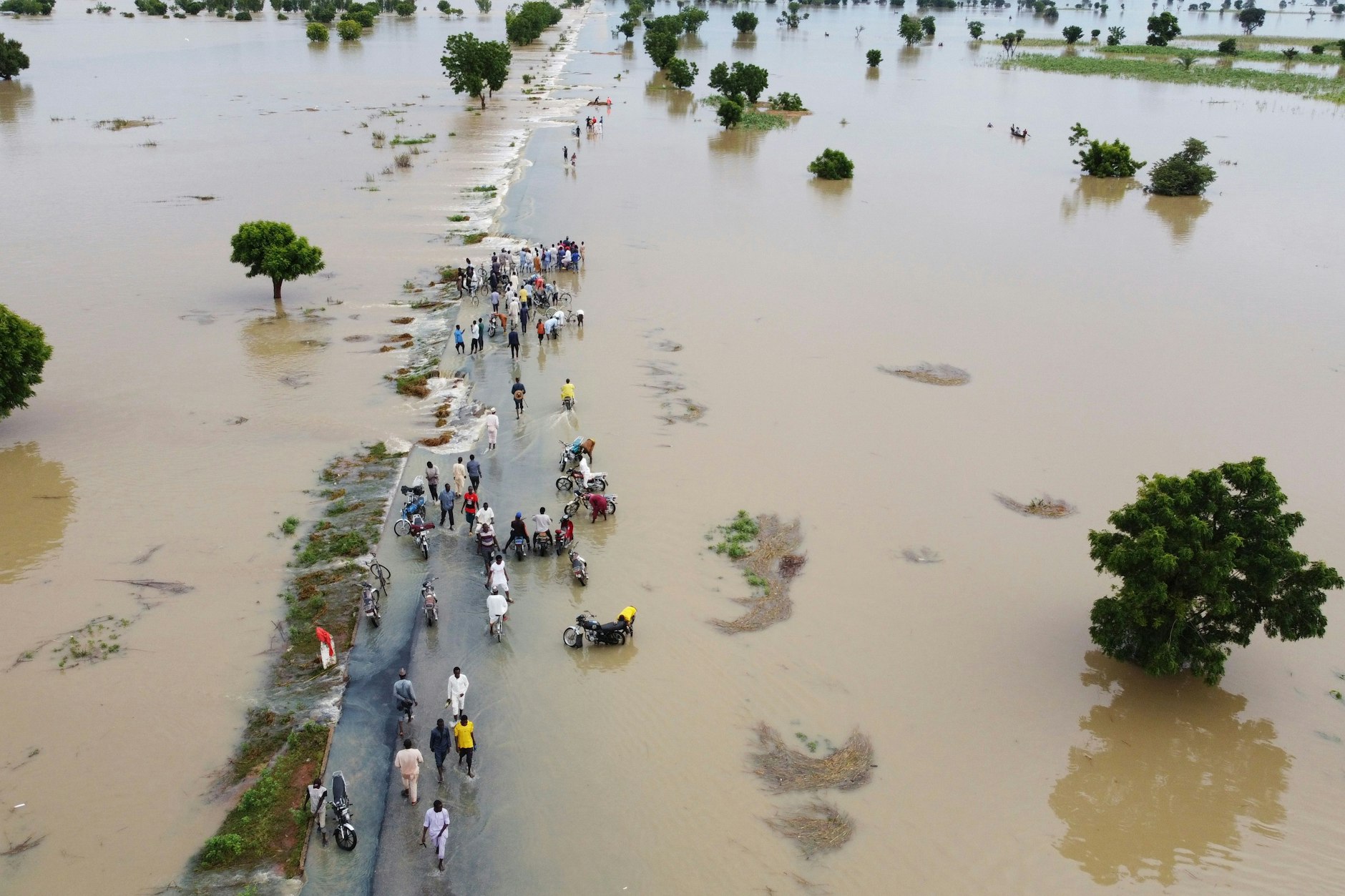 Bilder aus Nigeria: In mehreren Teilen des Landes leiden die Menschen unter Hochwasser.