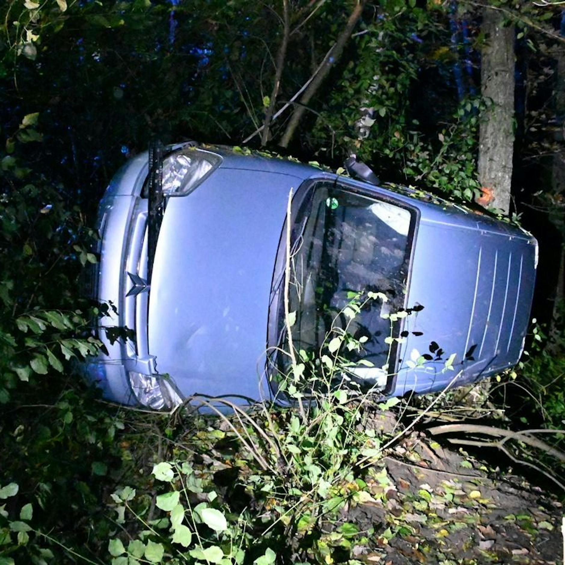 Wilde Verfolgungsjagd wie im Film endet im Horror-Crash +++ 4-Promille-Fahrer festgenommen