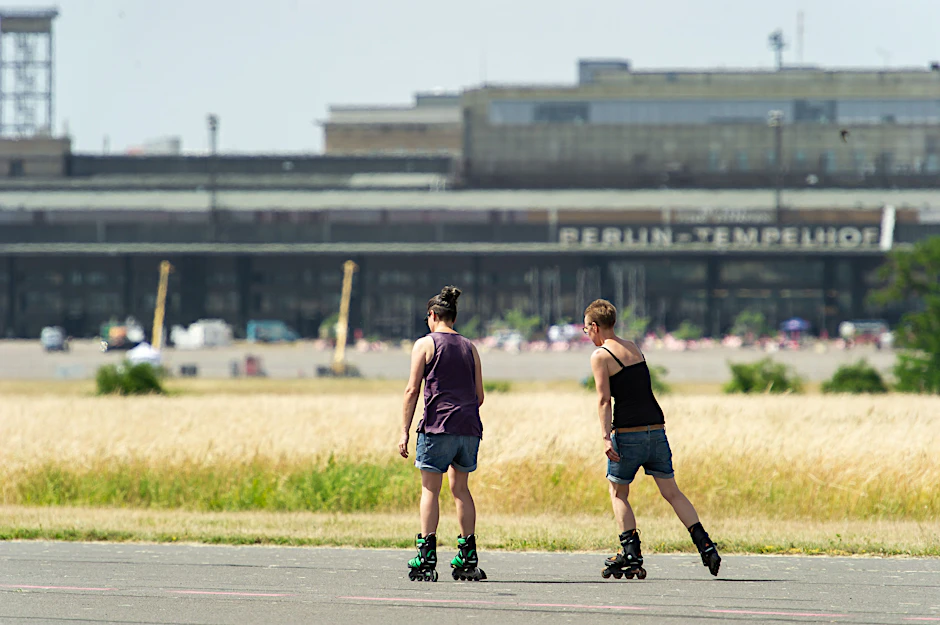 Inlineskater auf dem Tempelhofer Feld