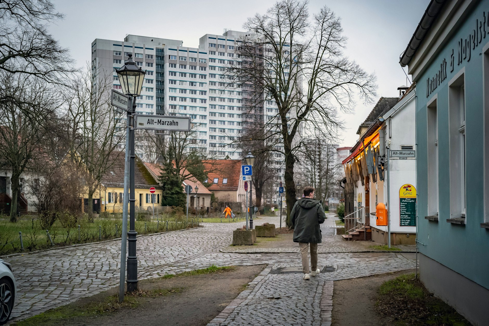 Gemütlich, auch bei Herbstwetter: ein Spaziergang im Dorf Alt-Marzahn.