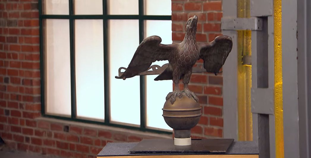 Image - Vogelwildes Bietergefecht: „Bares für Rares“-Händler Walter „Waldi“ Lehnertz hebt ab