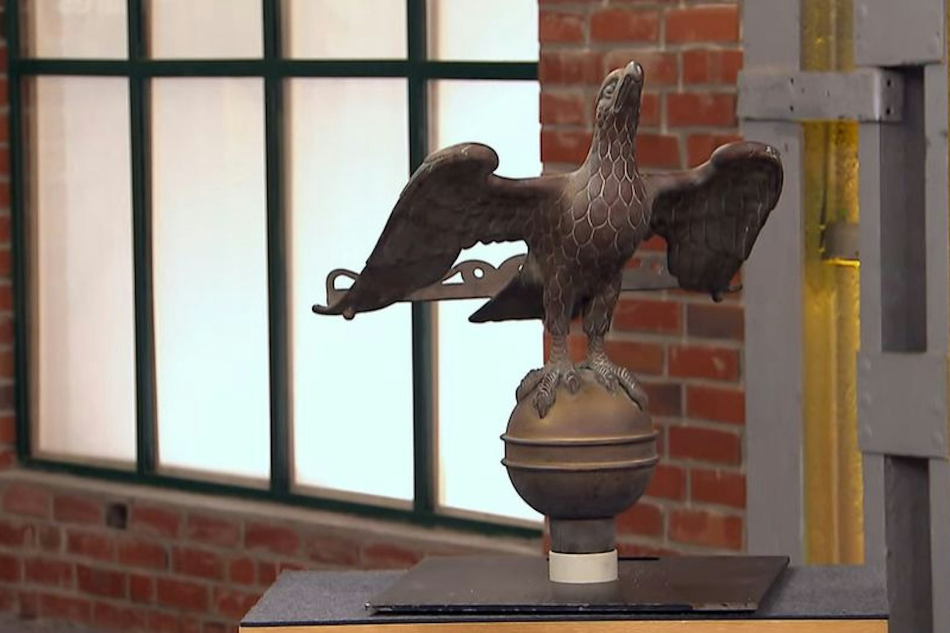 Ein Adler für die Eifel bei „Bares für Rares“.