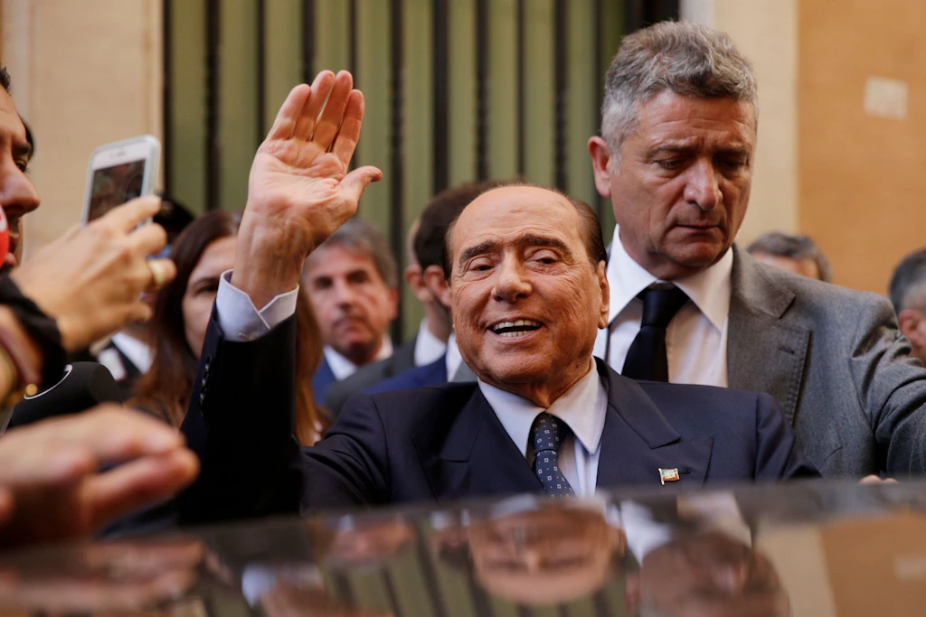 Putin-Wodka für Berlusconi verstößt wohl gegen EU-Sanktionen