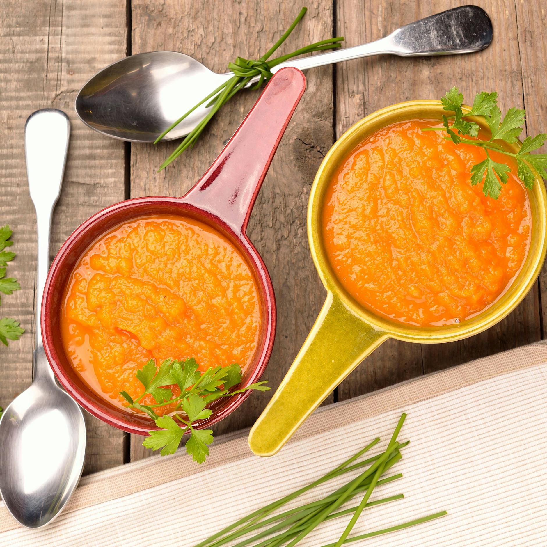 Mit diesem Rezept sparen Sie viel Geld! Die beste Möhrensuppe der Welt: Scharf, würzig, lecker – und sie hilft beim Abnehmen