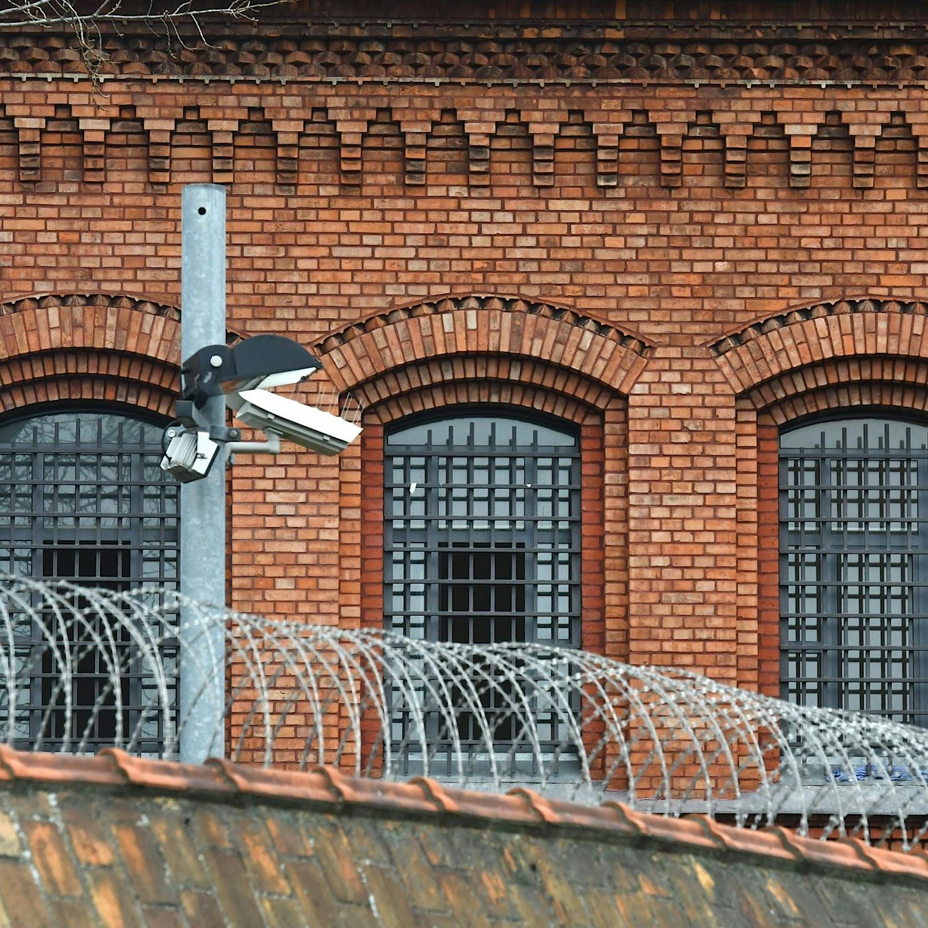 Mord an Afghanin: Bruder tot in Berliner Gefängnis gefunden