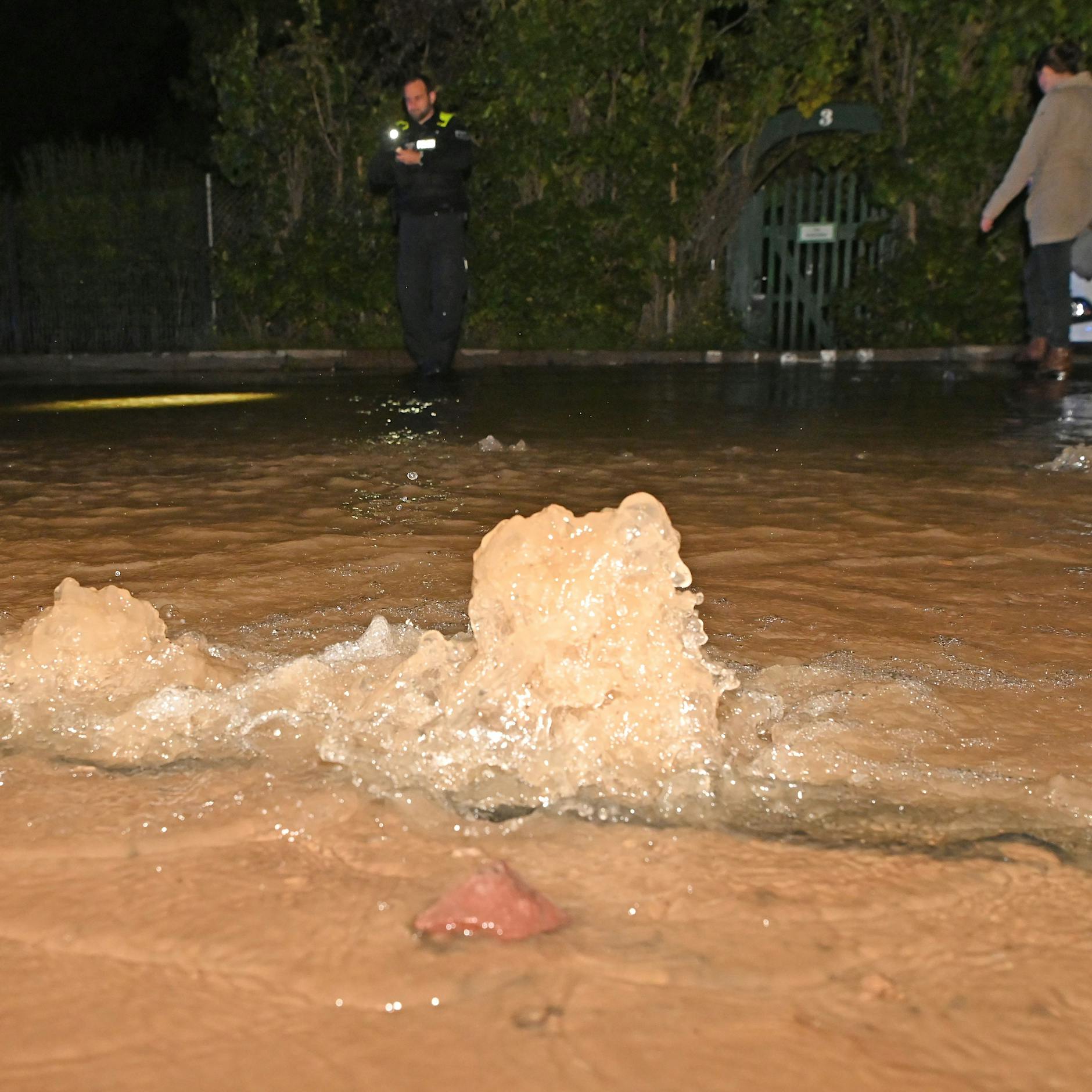 Schon wieder Rohrbruch im Osten Berlins: 800 Wohnungen ohne Wasser!