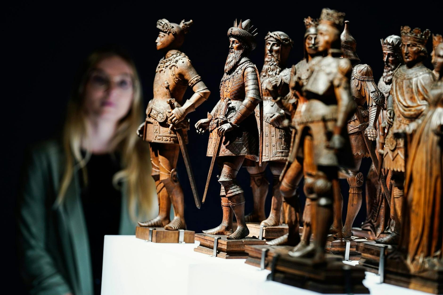 «Die Habsburger im Mittelalter - Aufstieg einer Dynastie»: Figuren aus dem Grabmonument Maximilians I.