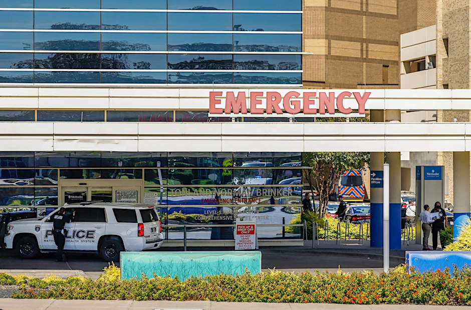 Nach Angaben der Polizei wurden zwei Krankenhausmitarbeiter in Dallas erschossen.  ng News via AP/dpa