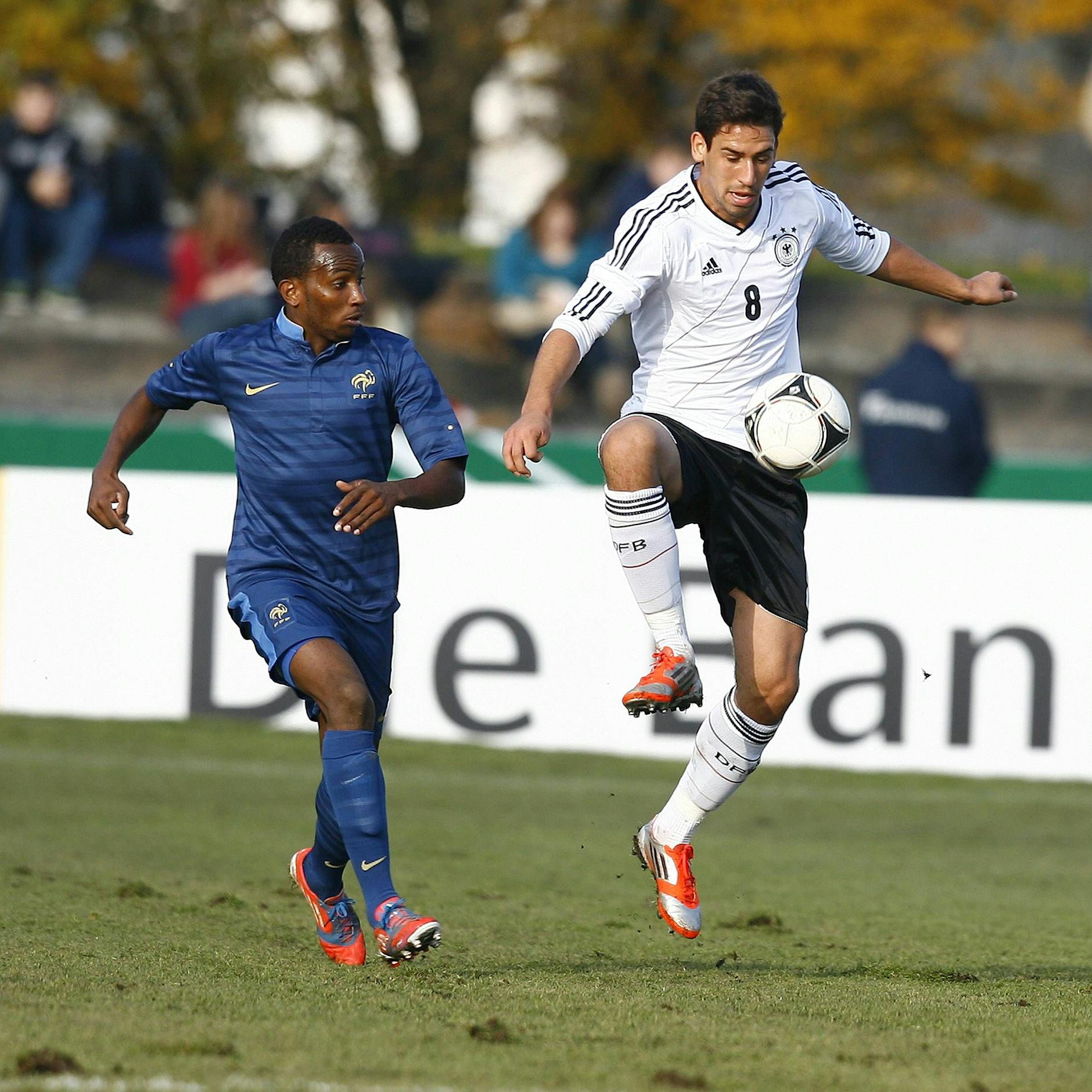 Bundestrainer Hansi Flick hat Unions Rani Khedira, Robin Knoche und Ex-Herthaner Luca Netz auf dem Zettel.