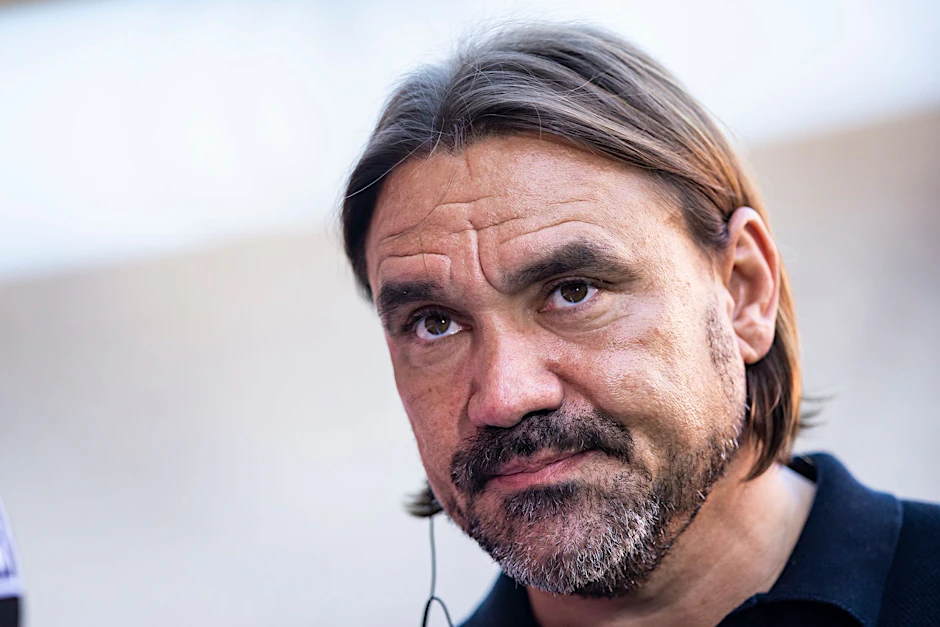 ARCHIV - Arbeitete vor seiner Zeit in Gladbach unter anderem in England: Borussia-Coach Daniel Farke.  
