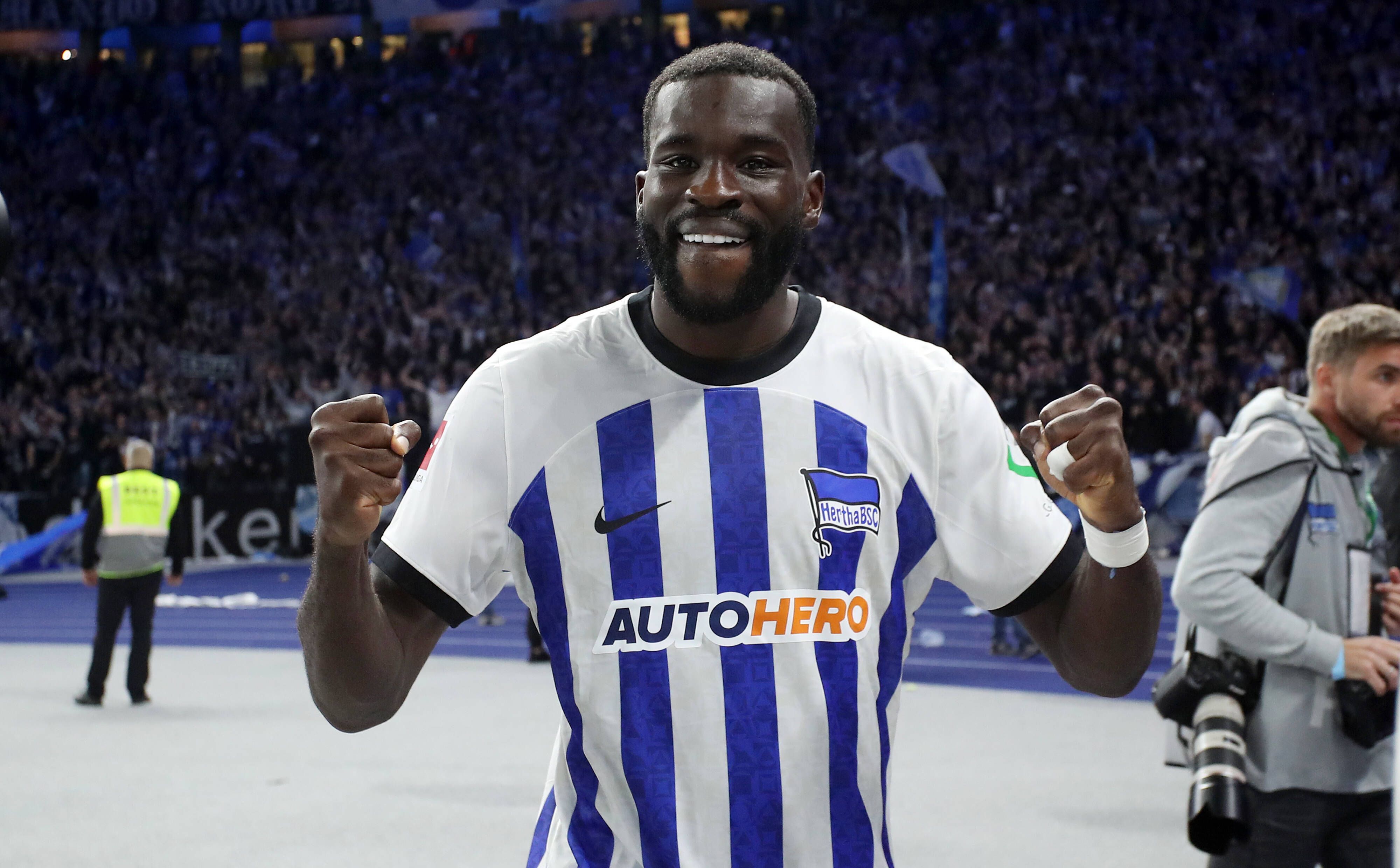 Image - Torjäger Willi weckt blau-weiße Erinnerungen und Sehnsüchte