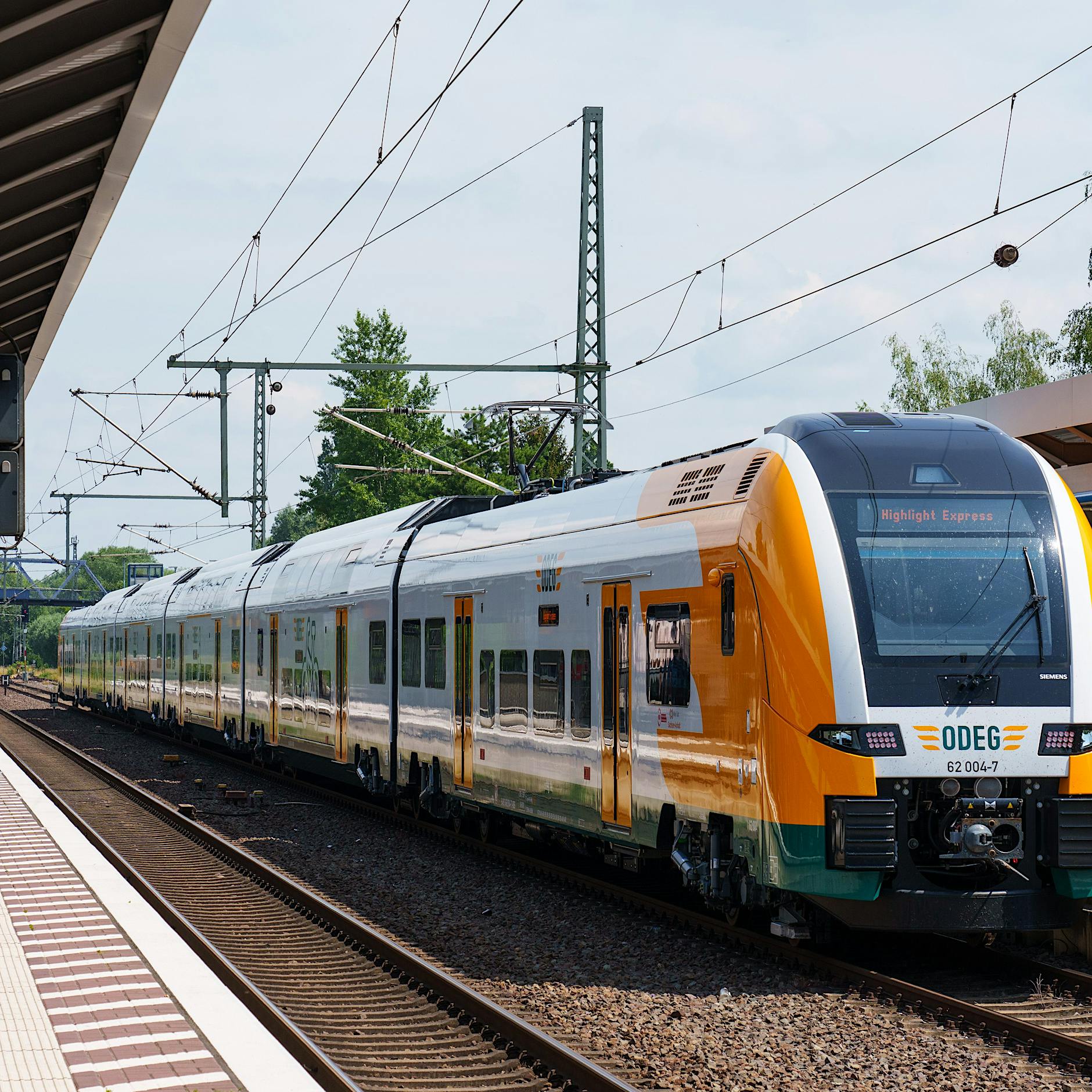 Ledersitze, WLAN, Kaffee am Platz: Darauf können sich Fahrgäste in Berlin freuen