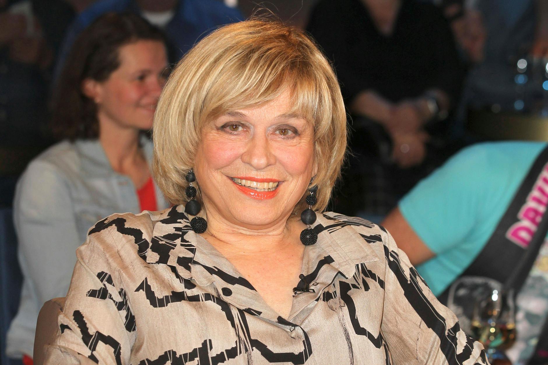 Mary Roos bei der Aufzeichnung der „NDR Talk Show“, 2022.