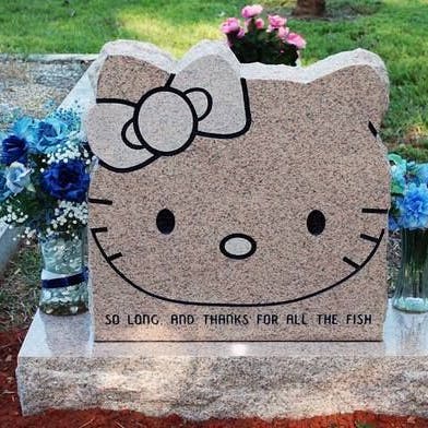 „Hello Kitty“ als Grabstein, auch das gibt es inzwischen.