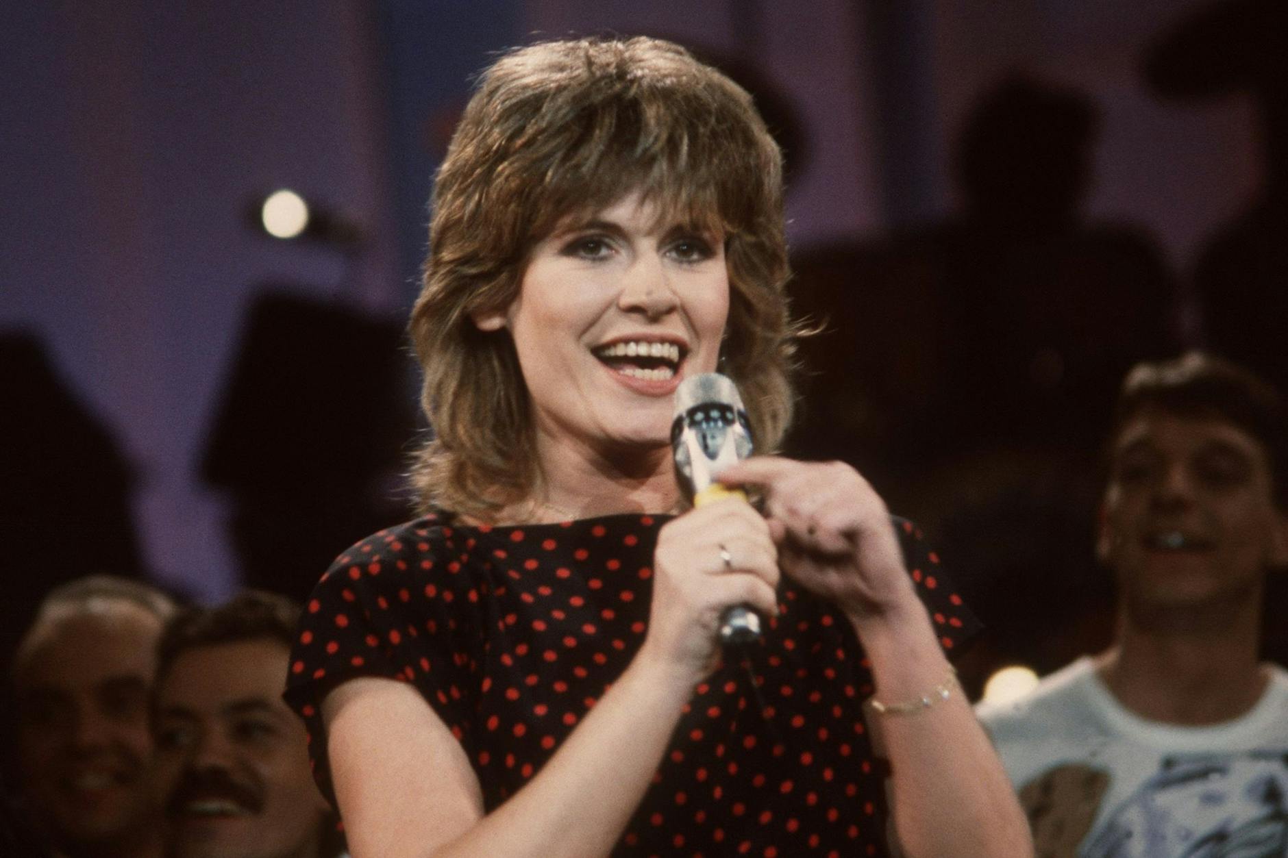 Mary Roos 1984 bei der deutschen Vorentscheidung für den Grand Prix d' Eurovision de la Chanson.