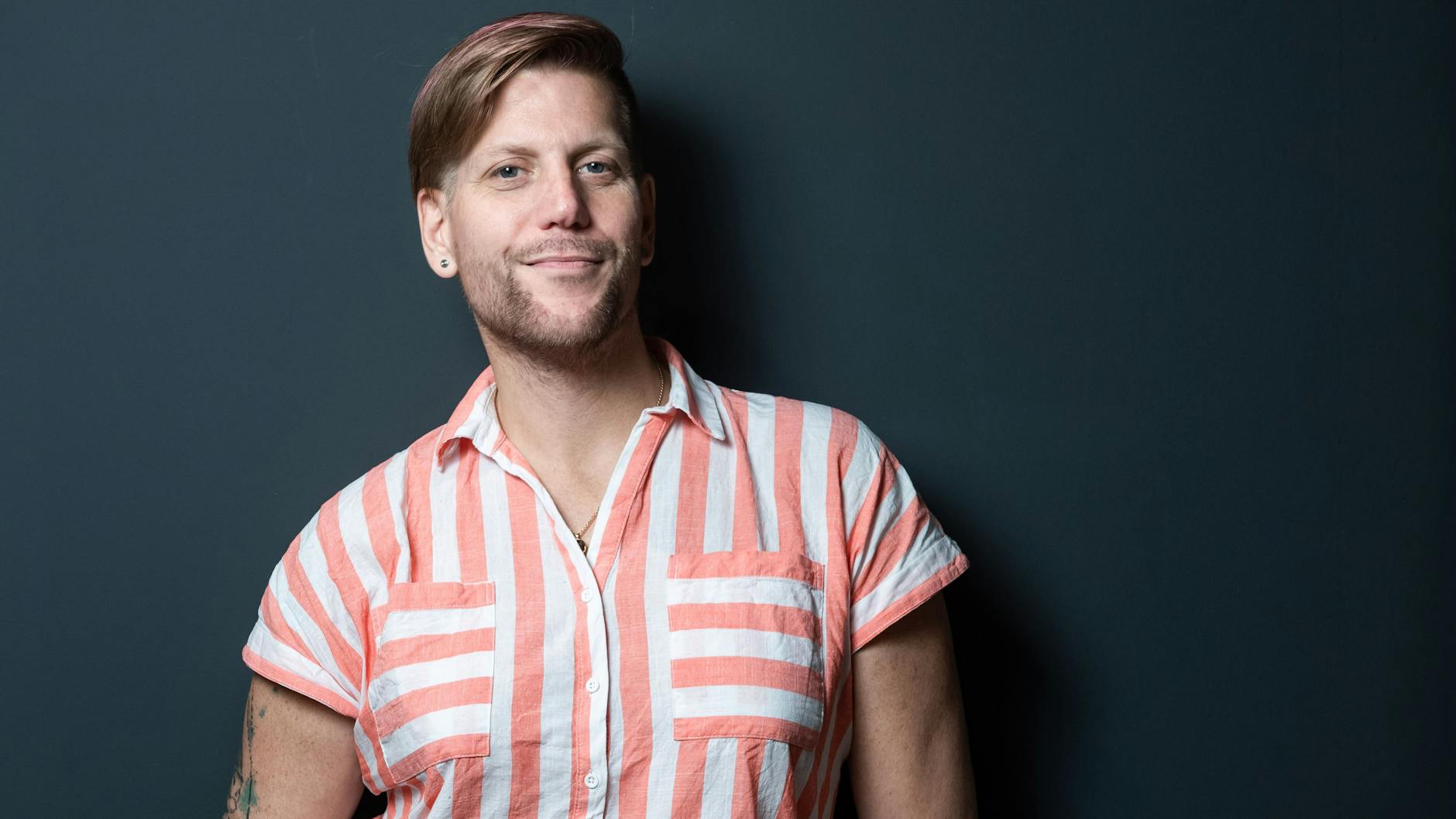 Oberstleutnant i. G. Anastasia Biefang ist stellvertretende Vorsitzende von QueerBw, ein Verband für schwule, lesbische, bi-, trans- und intersexuelle Soldaten und Bundeswehrangehörige.