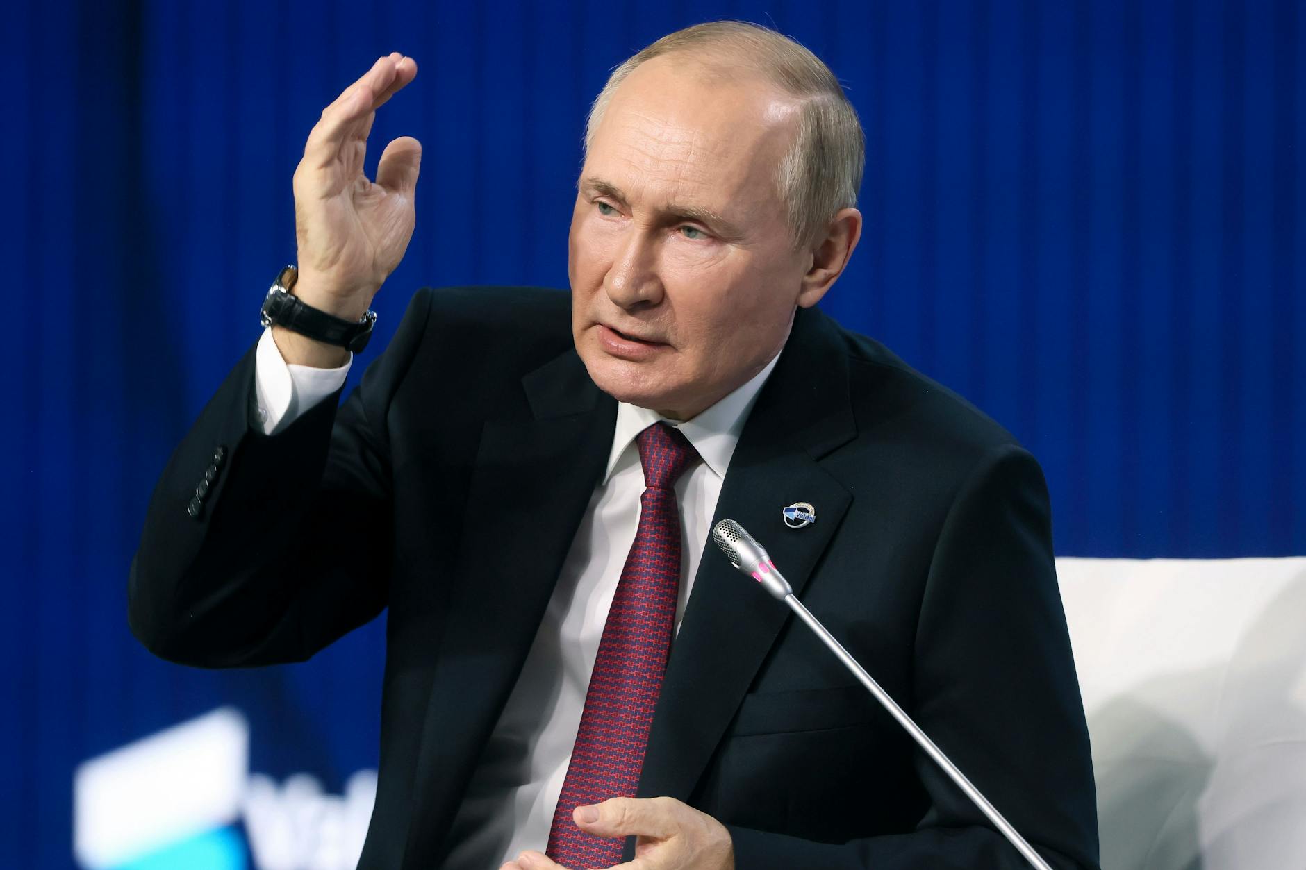 Der russische Präsident Wladimir Putin spricht am Donnerstag in Moskau bei einem Diskussionsforum mit internationalen Experten.&nbsp;