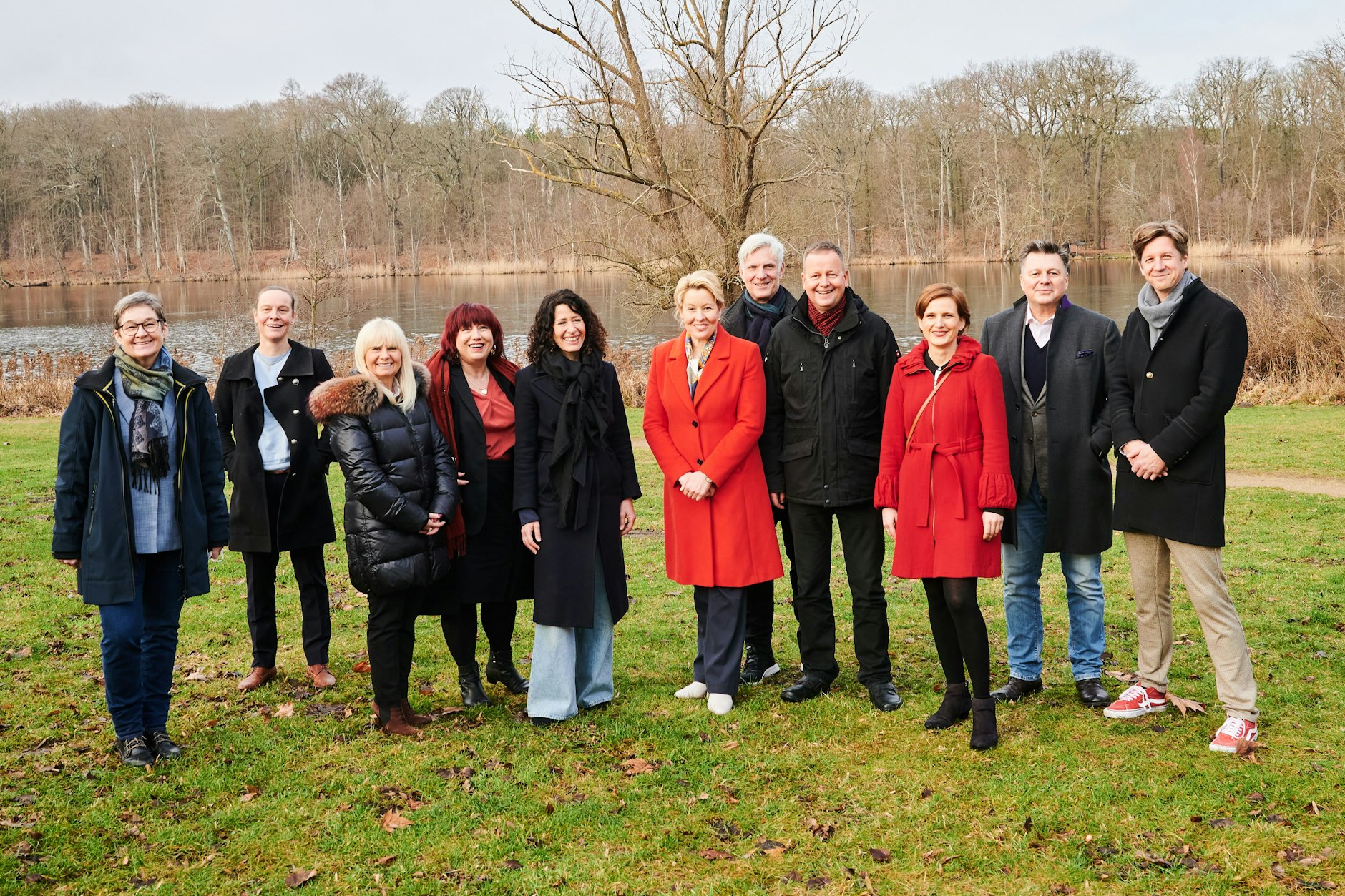 „Familienausflug“ des neuen Senats im Januar 2022 zur Klausur in Brandenburg: Mal sehen, ob der im aufgeflammten Wahlkampf noch zusammenhält.