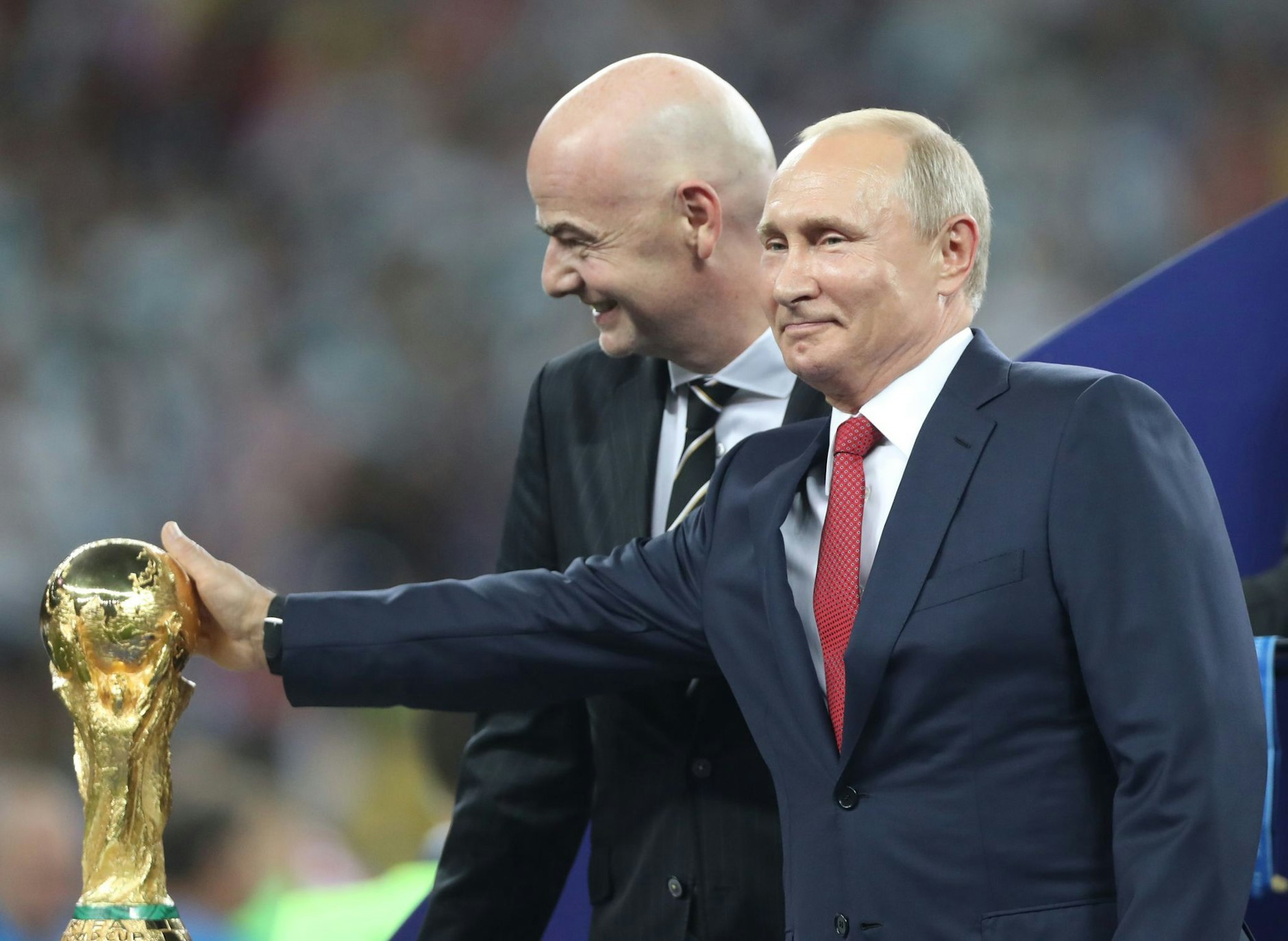 Will WM-Gastgeber Katar Tipps geben: Wladimir Putin (r).  