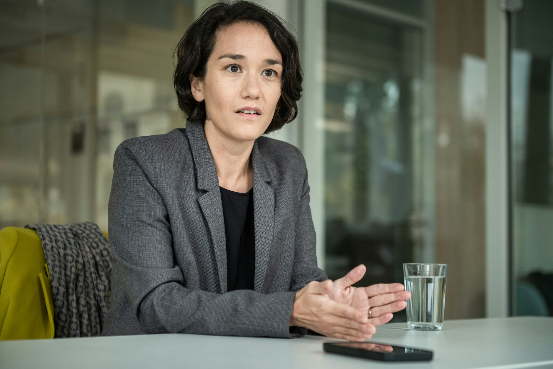 Jessica Berlin in der Redaktion der Berliner Zeitung